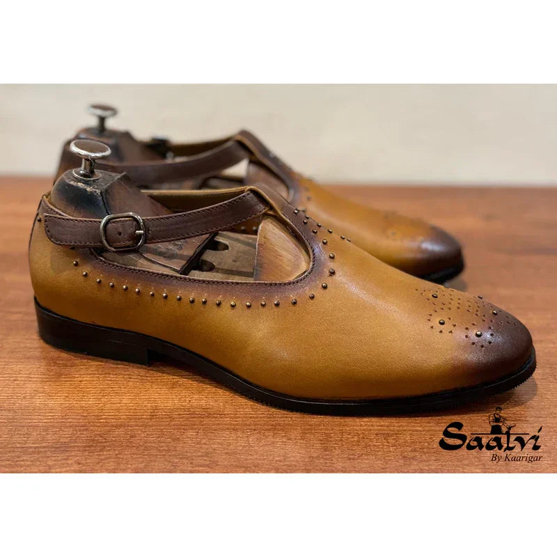 How To Choose The Perfect Indian Wedding Footwear For Men Online Style Guide Buying Tips