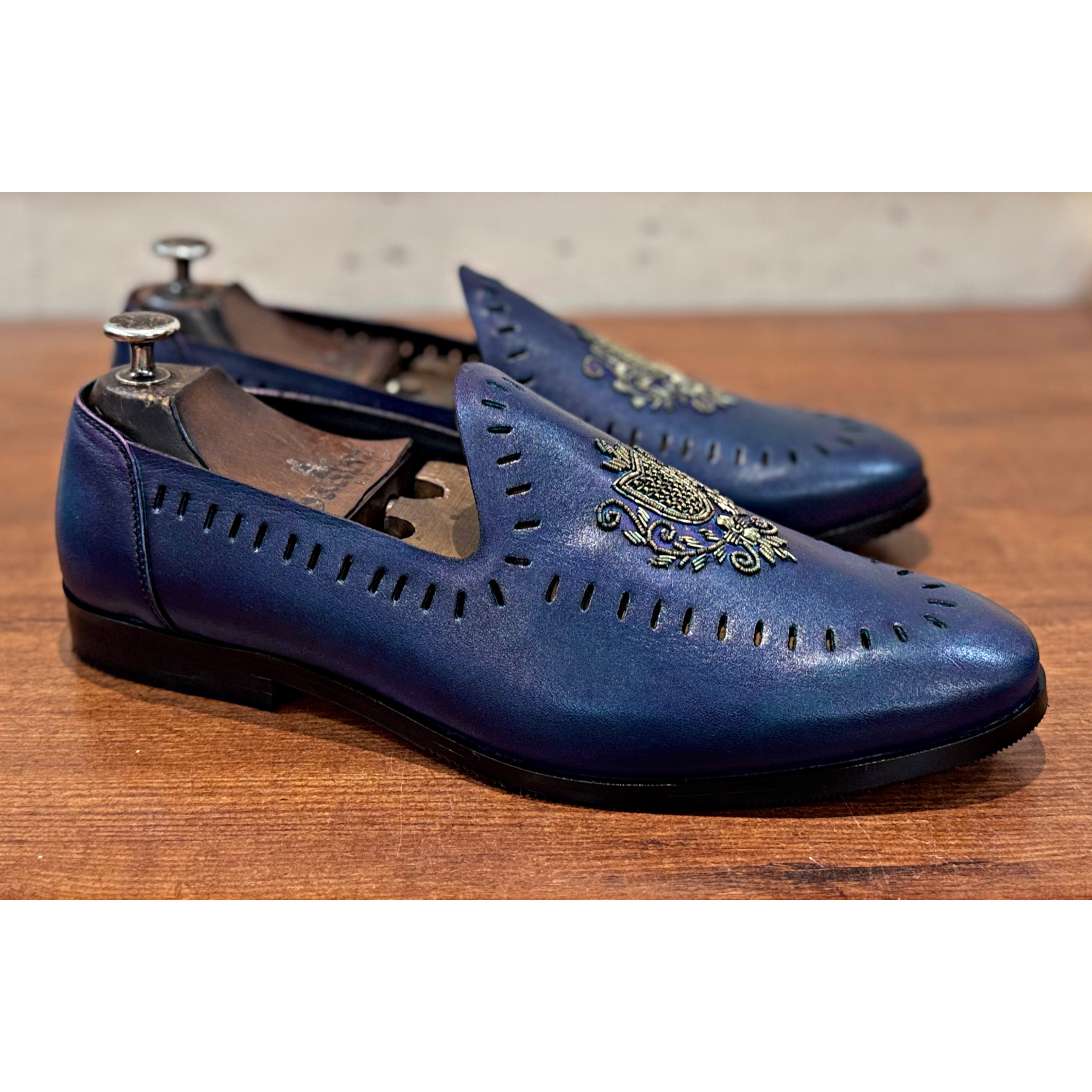 Maharaja Emblem Slip-ons Blue