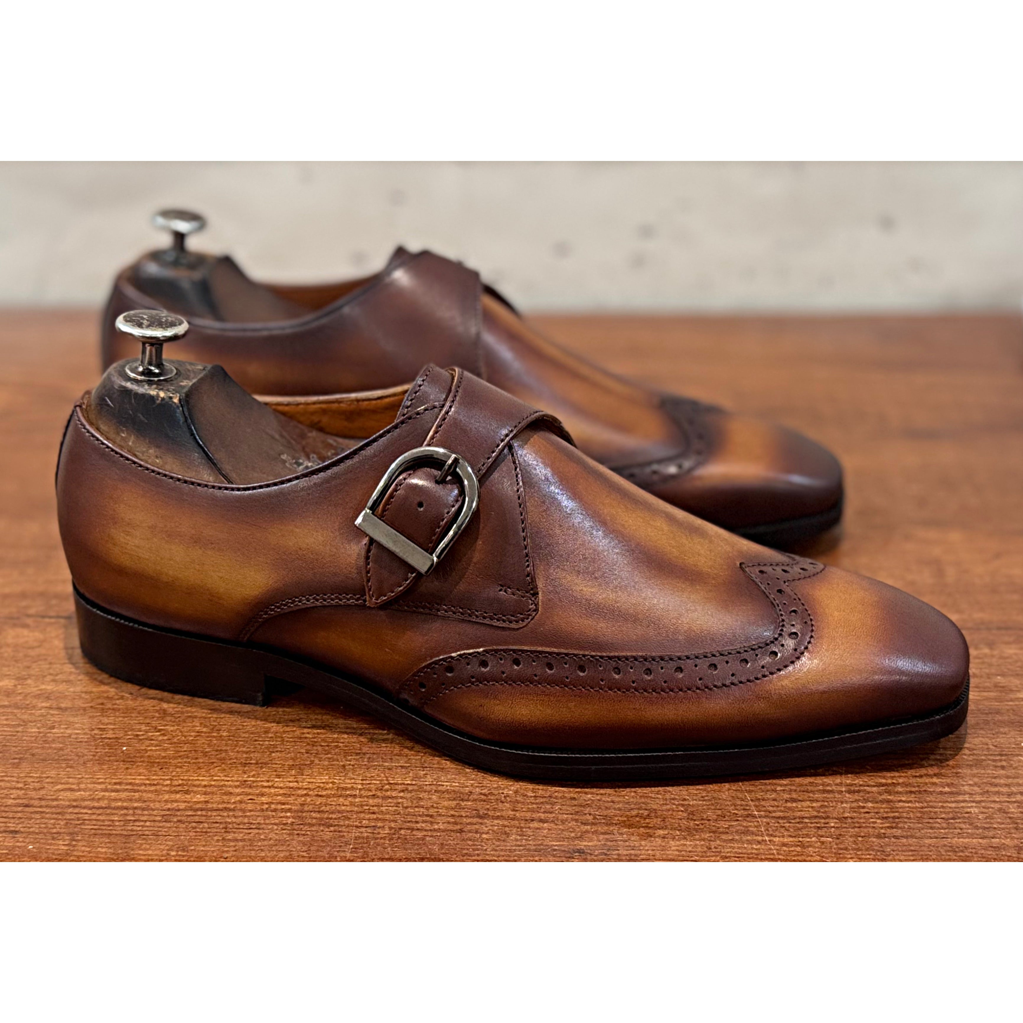 Single Strap Monk Wood Finish