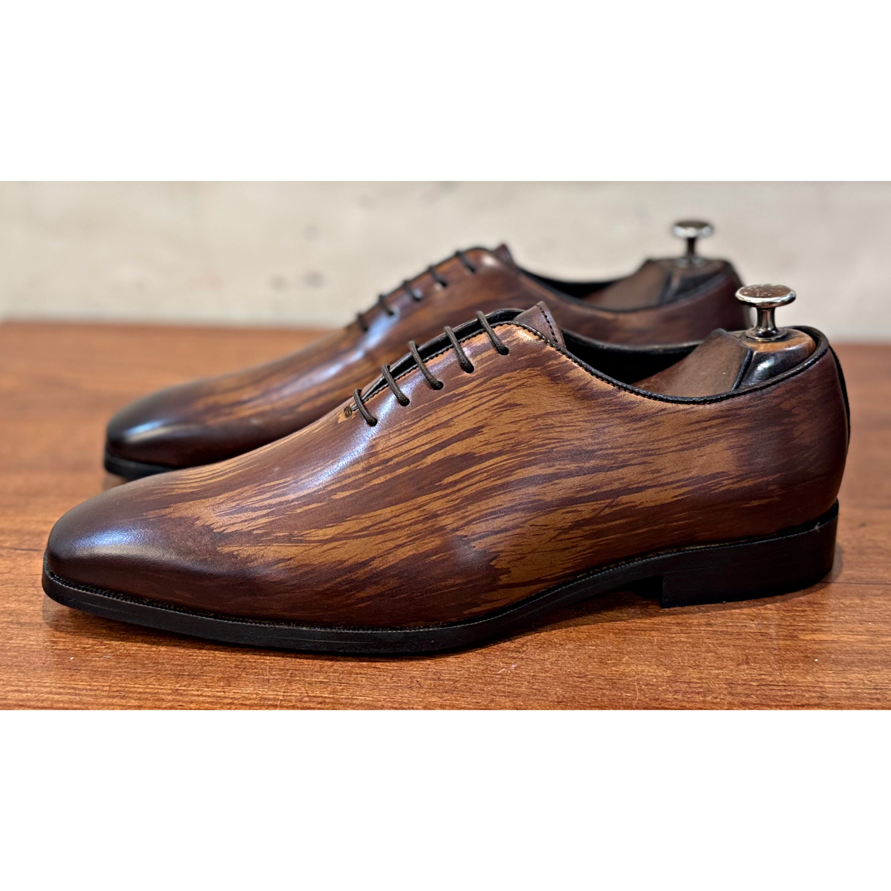 Walnut Oxford Hand Patina