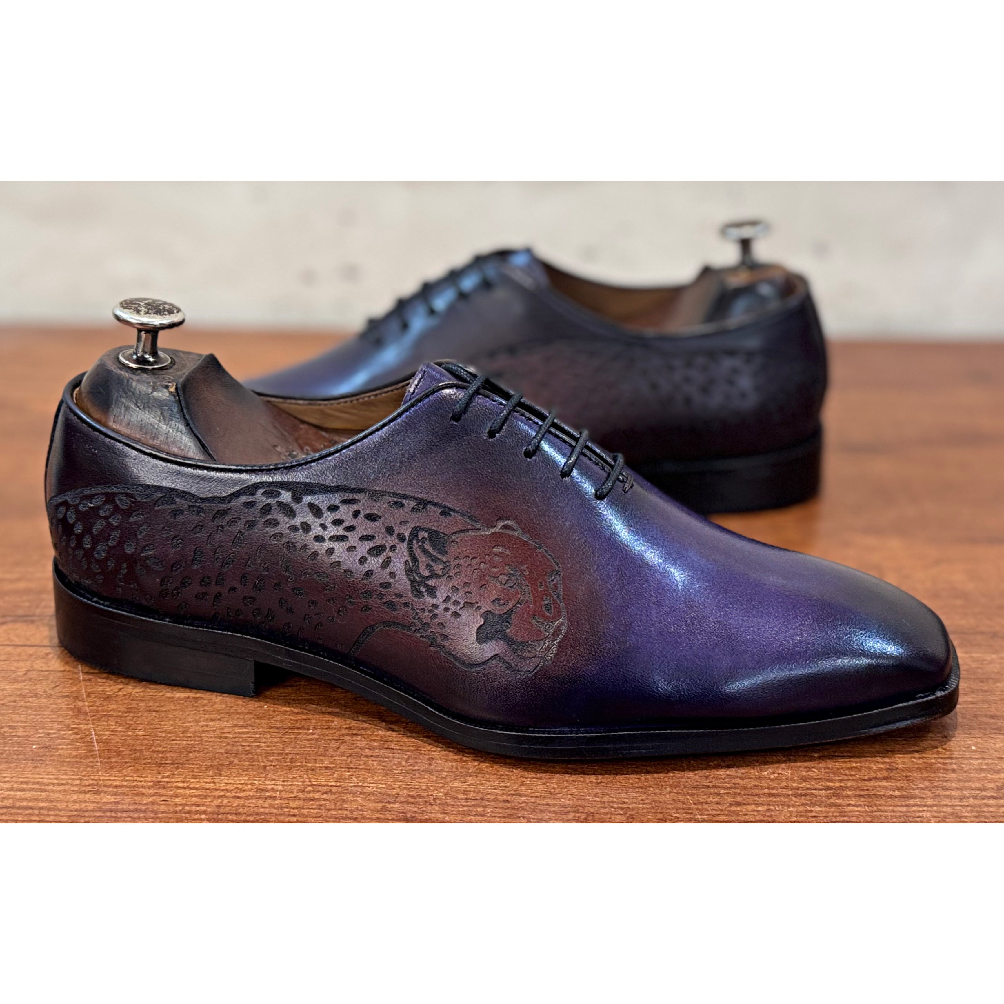 Classic Wholecut Oxford Tiger Hand Patina