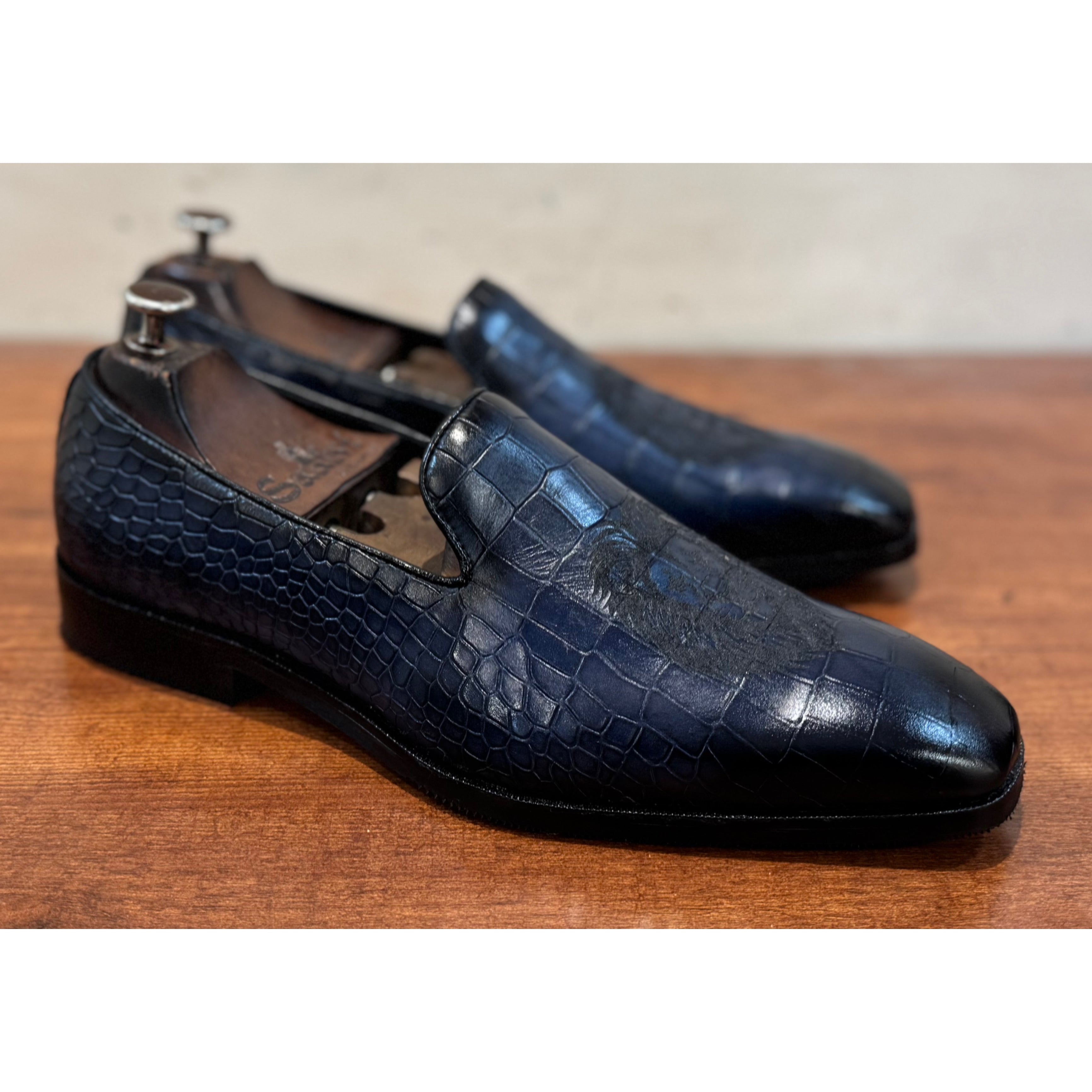Lion Hand Patina Loafers Blue