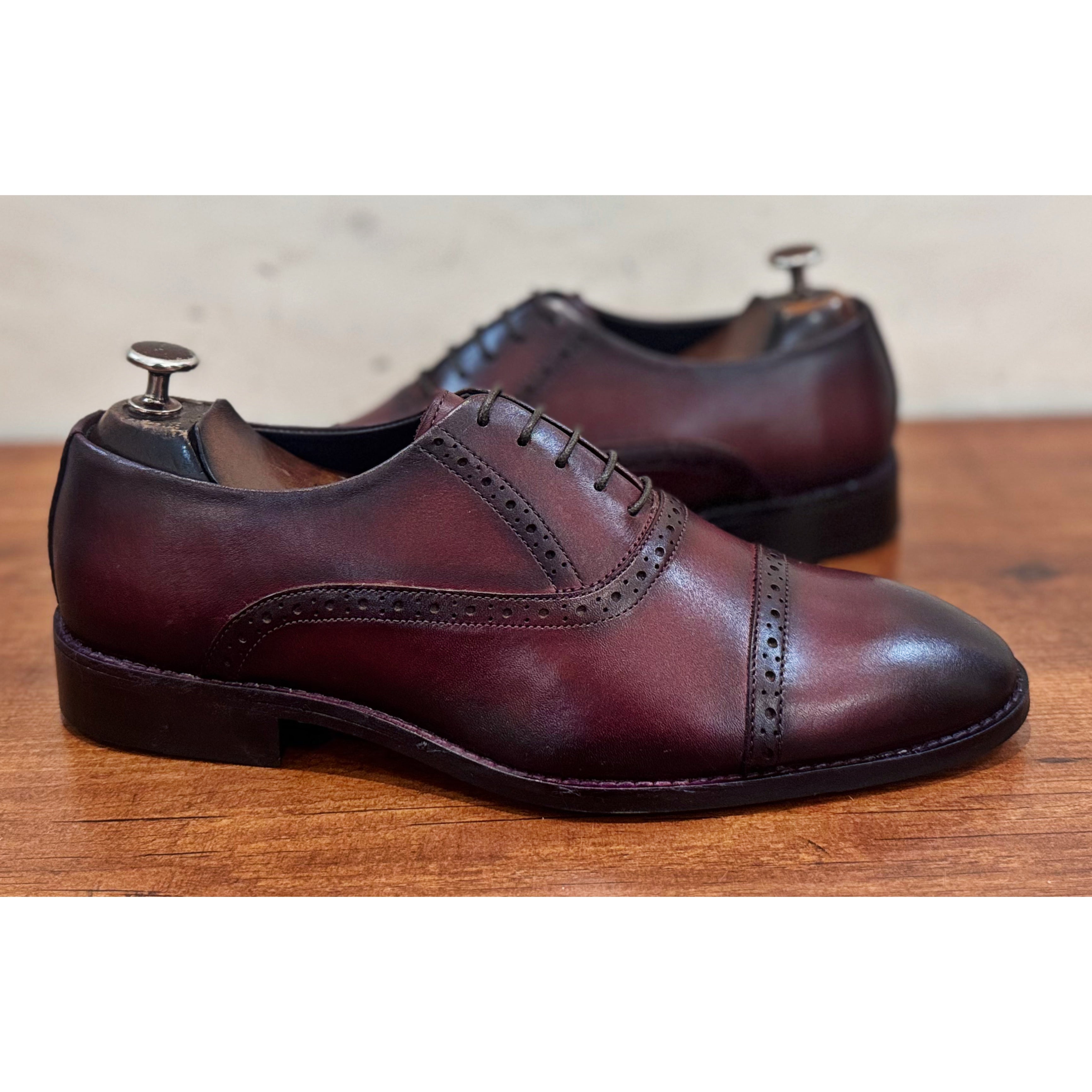 Bordo Cap Toe Oxfords