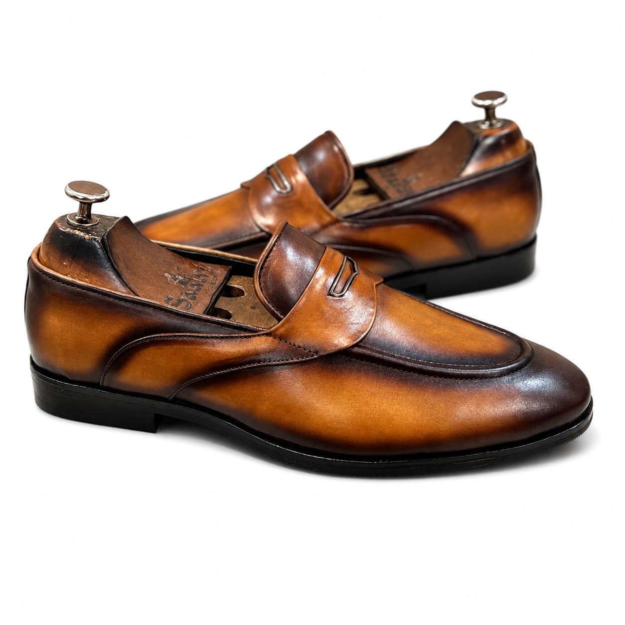 Penny Loafers With Saddle Handfinished