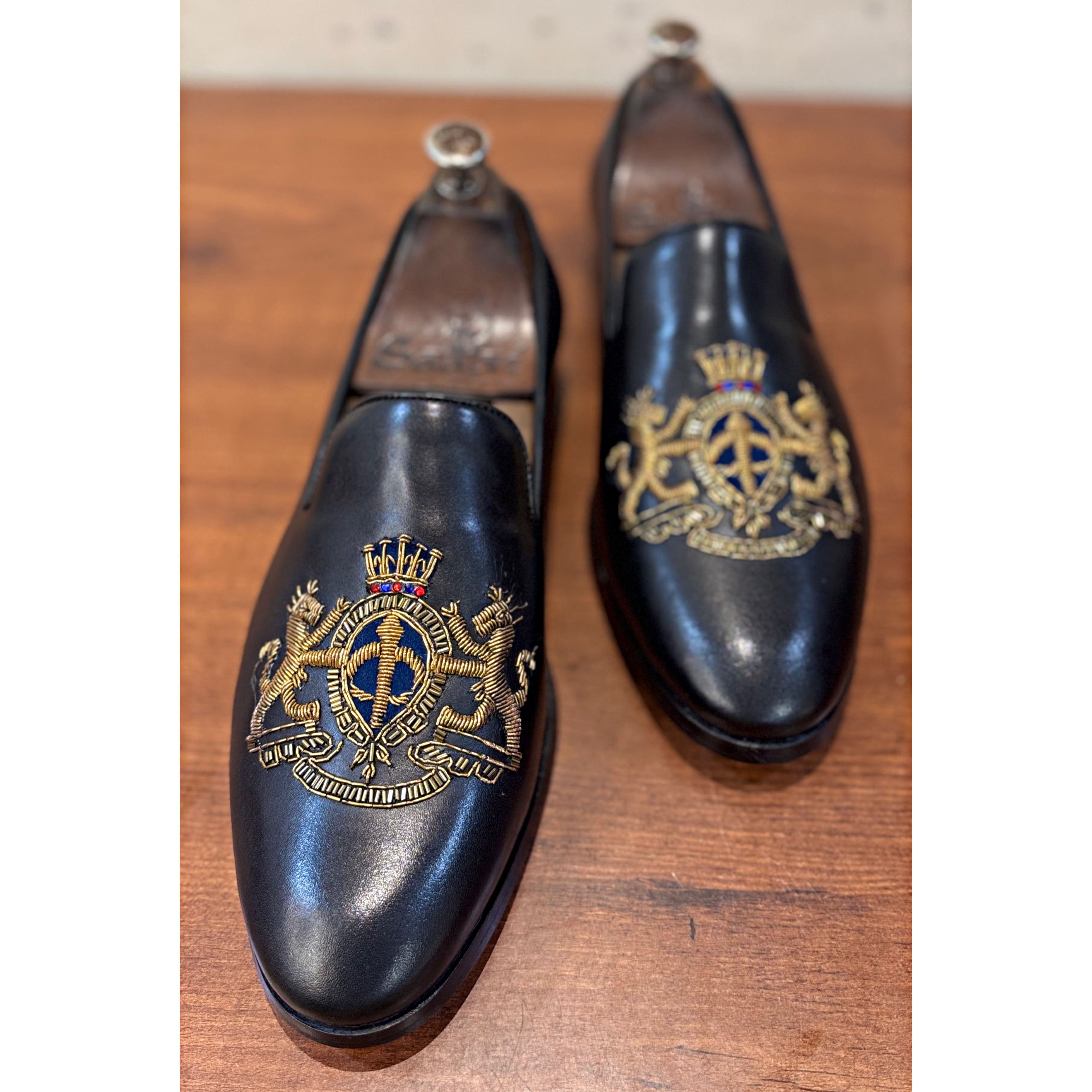 Royal Hand Zardosi Embroidery Slipons