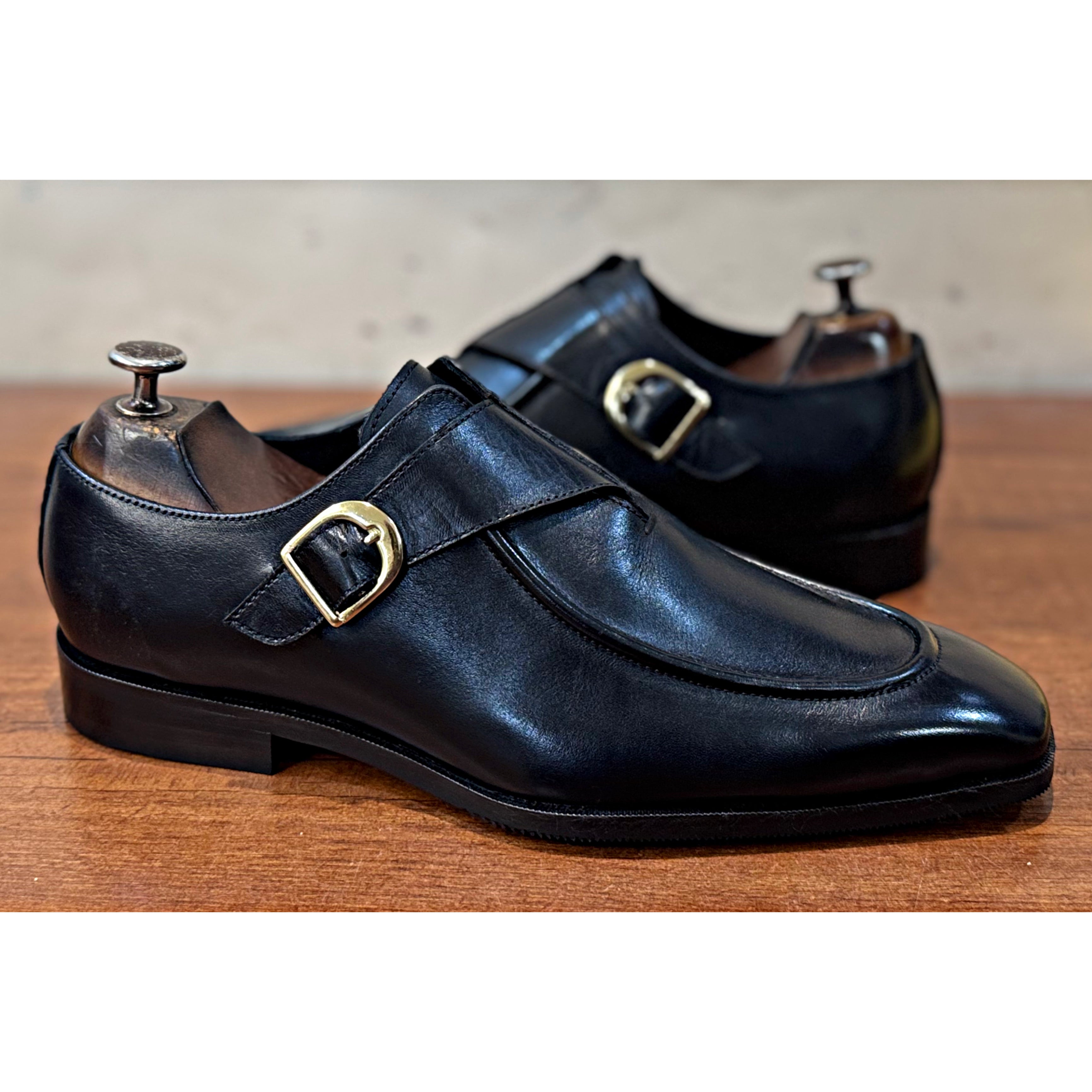 British Pointy Toe Single Monks Black
