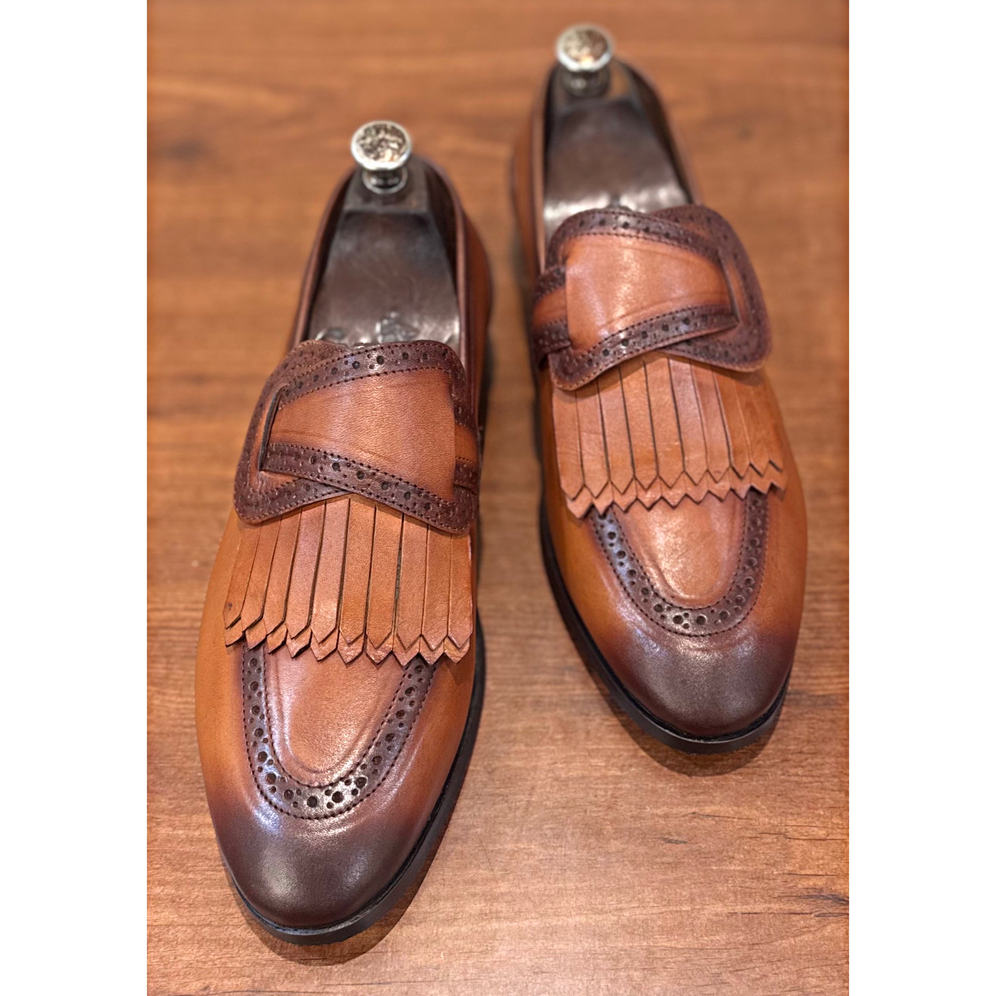 Butterfly Loafers With Fringes