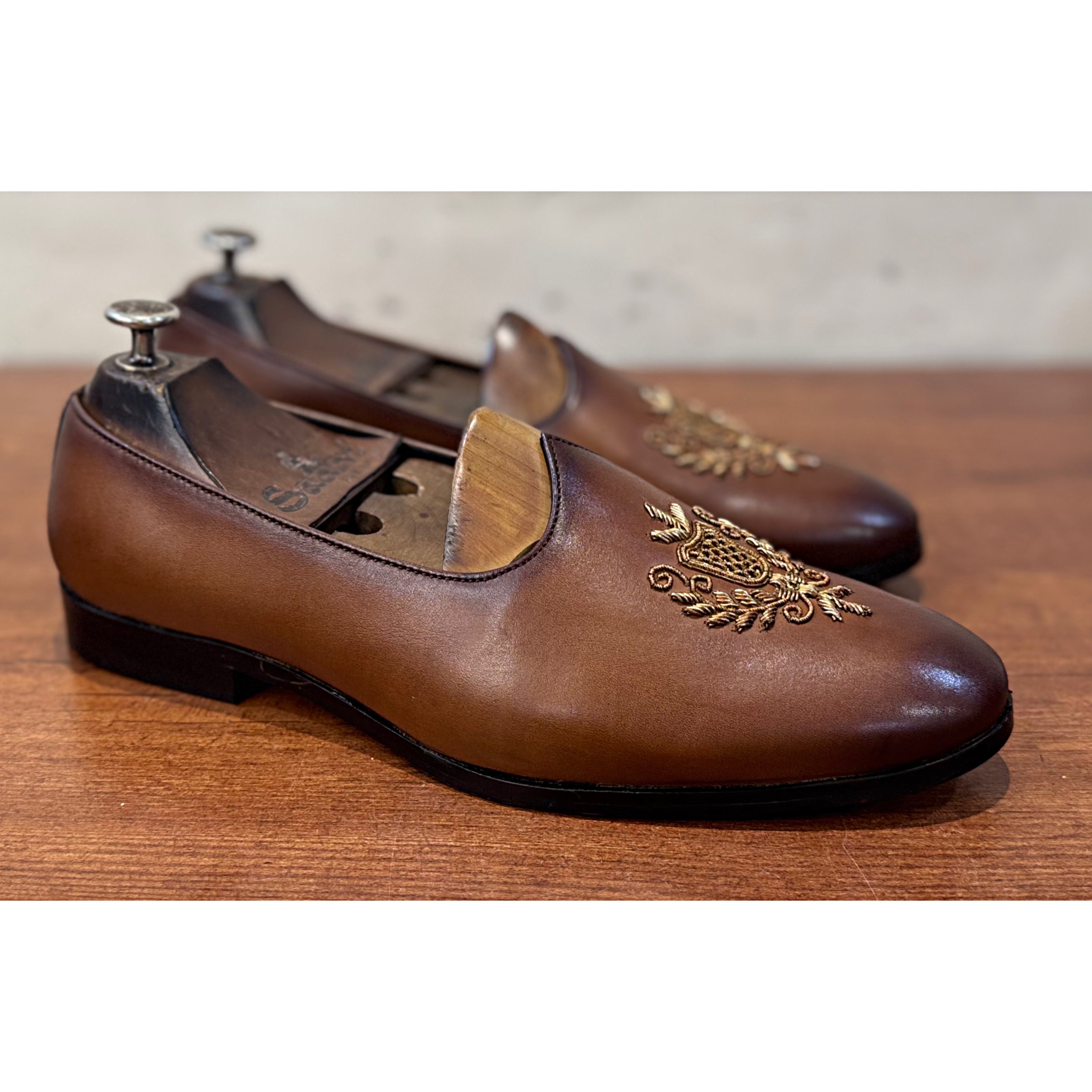 Tan Brown Crest Embroidery Jalsa