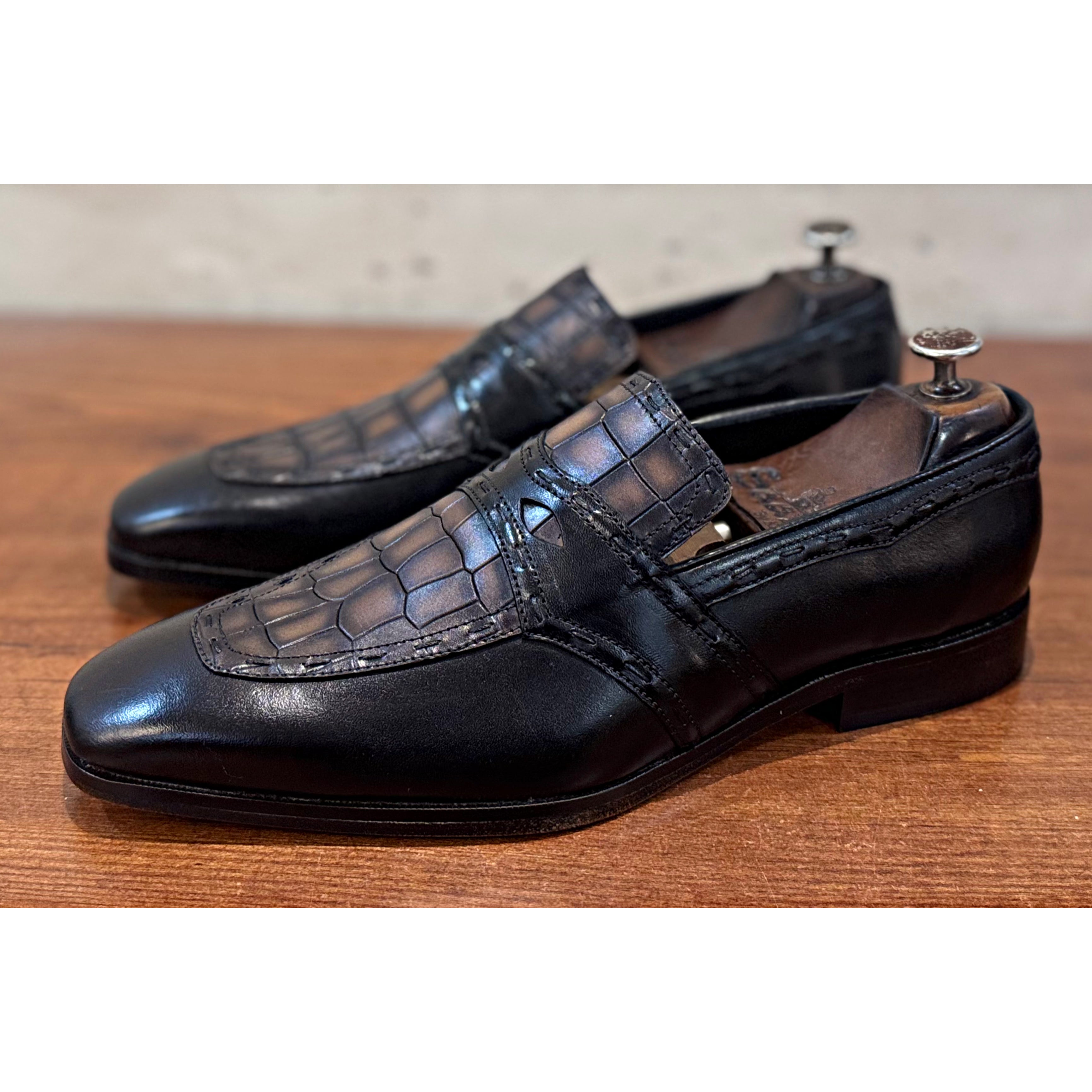 THE BARON Black Hand Patina