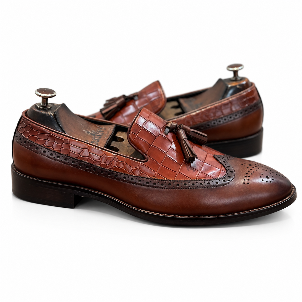 Cognac Regent Twin-Texture Wingtip Tassel Loafers