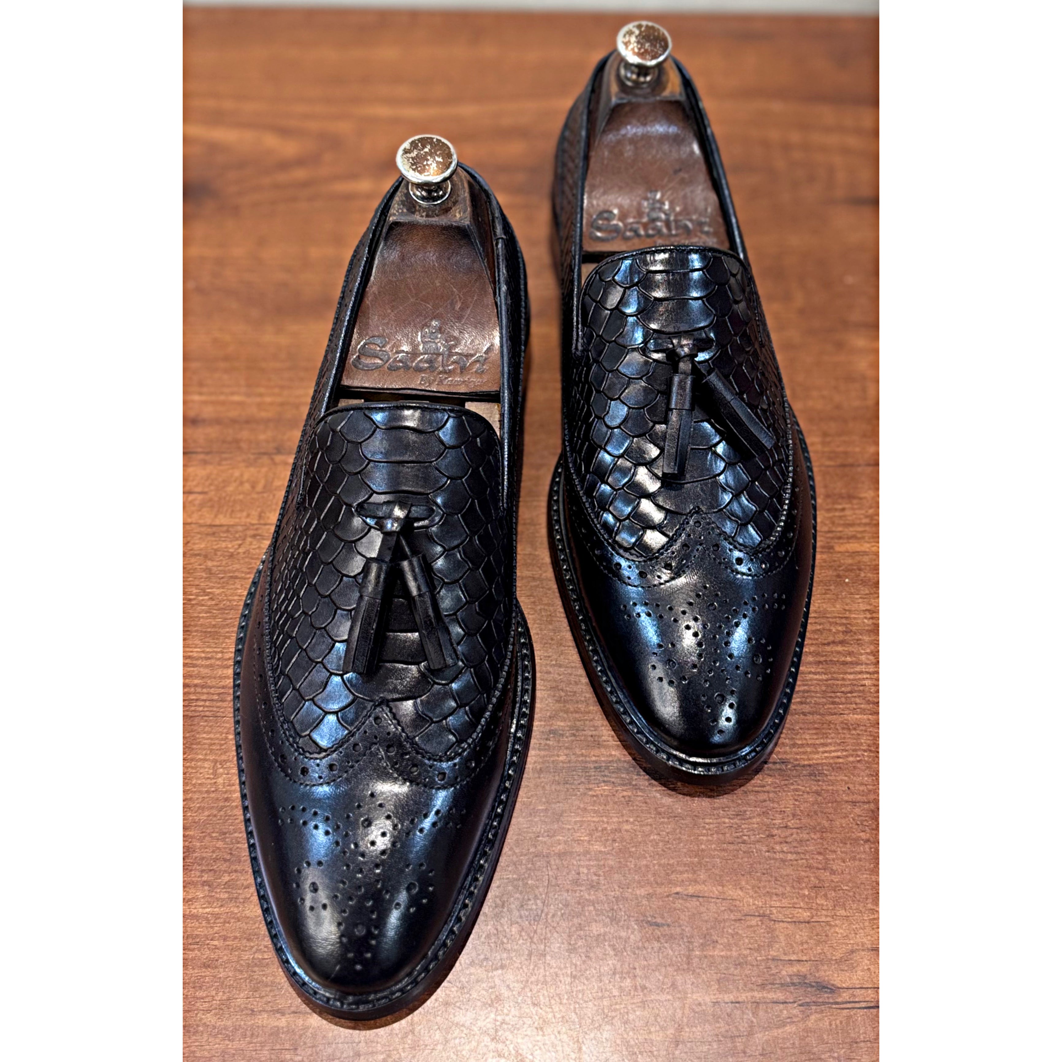 Twin Texture Wingcap Loafers Black