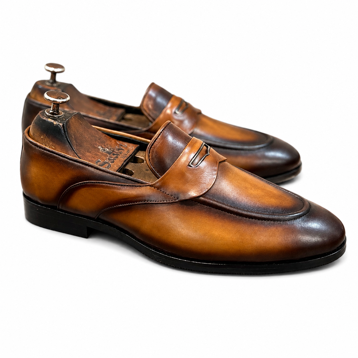 Penny Loafers With Saddle Handfinished