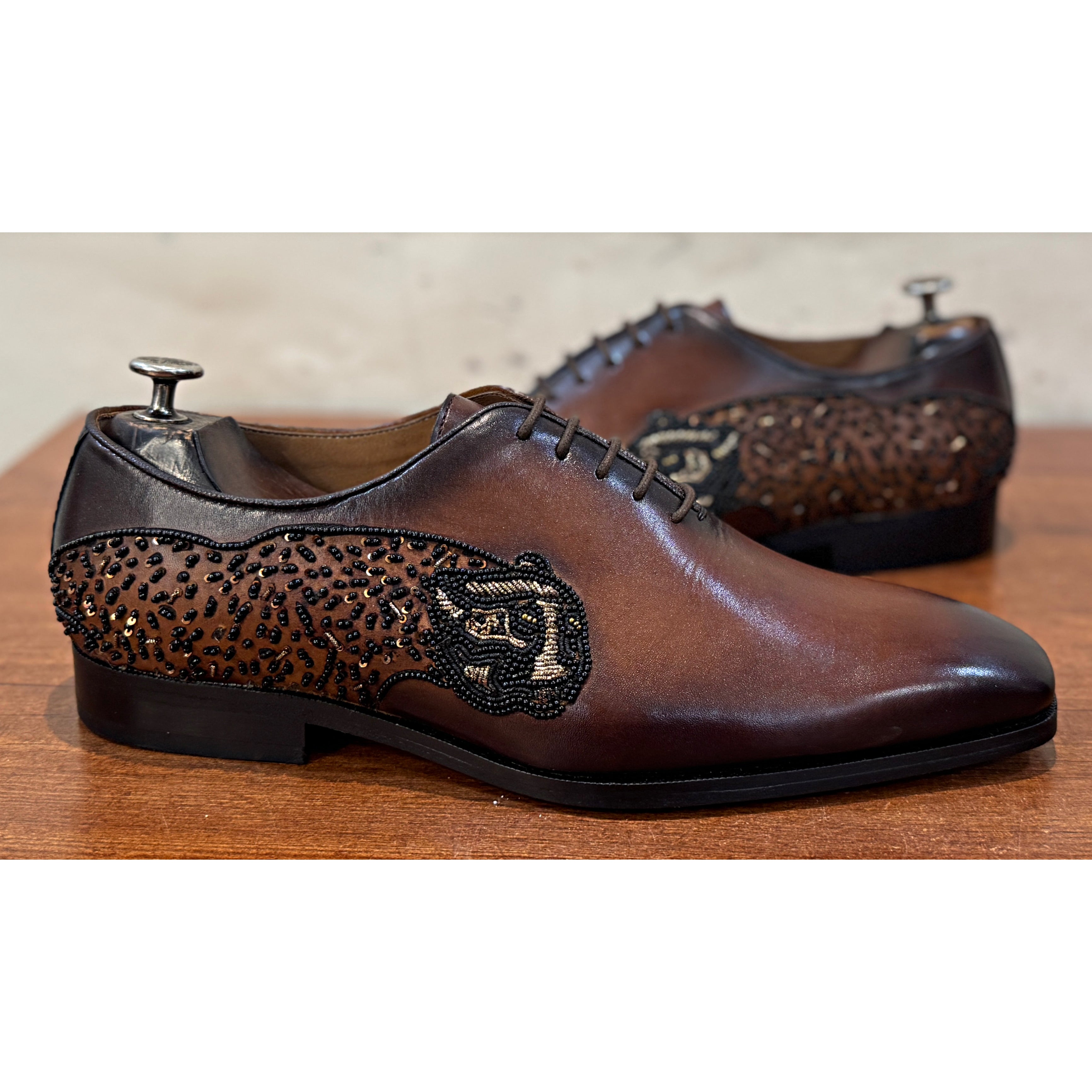 Imperial Panther Hand-Embroidered Luxury Leather Oxford Shoes for Men