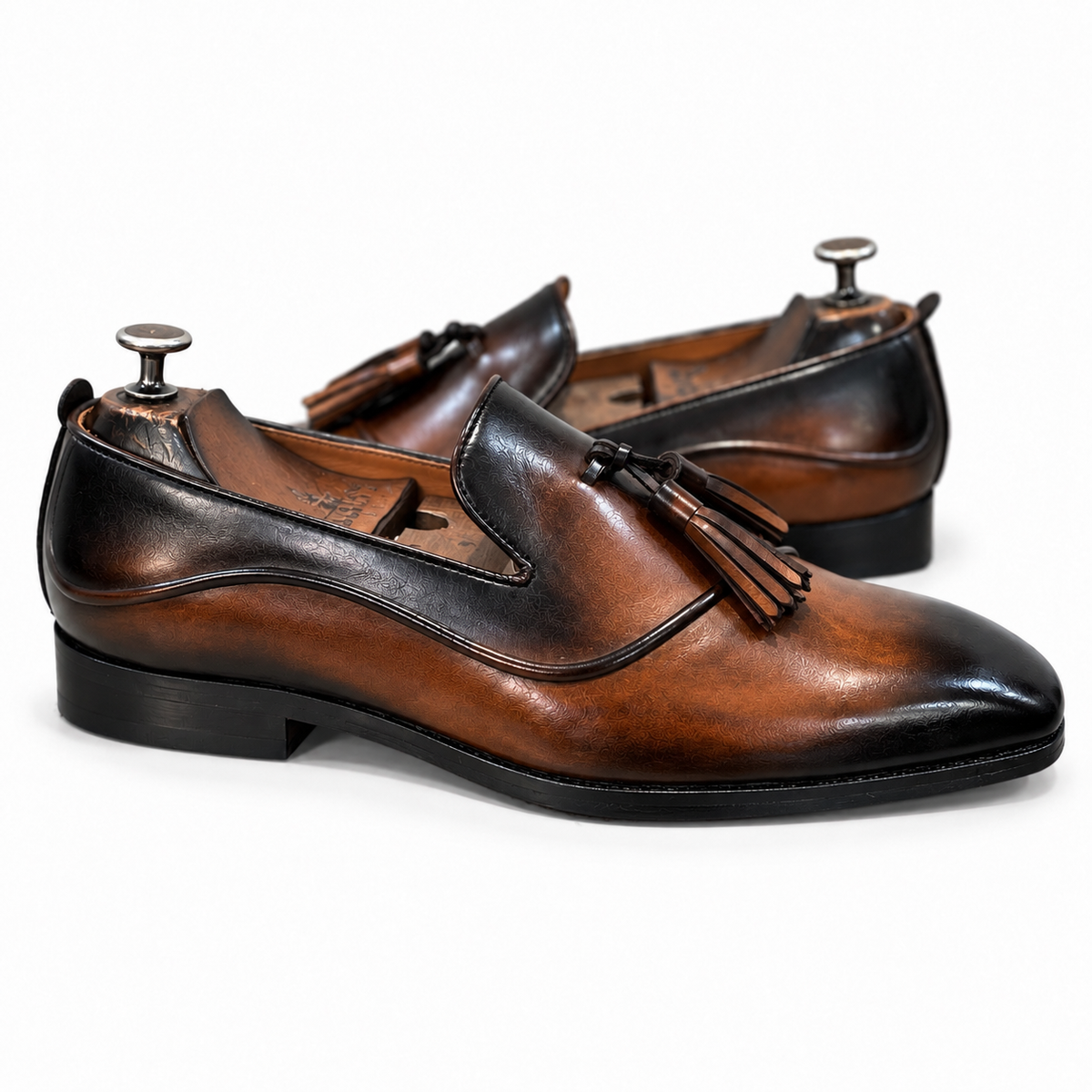 Auburn Noir Embossed Tassel Loafers