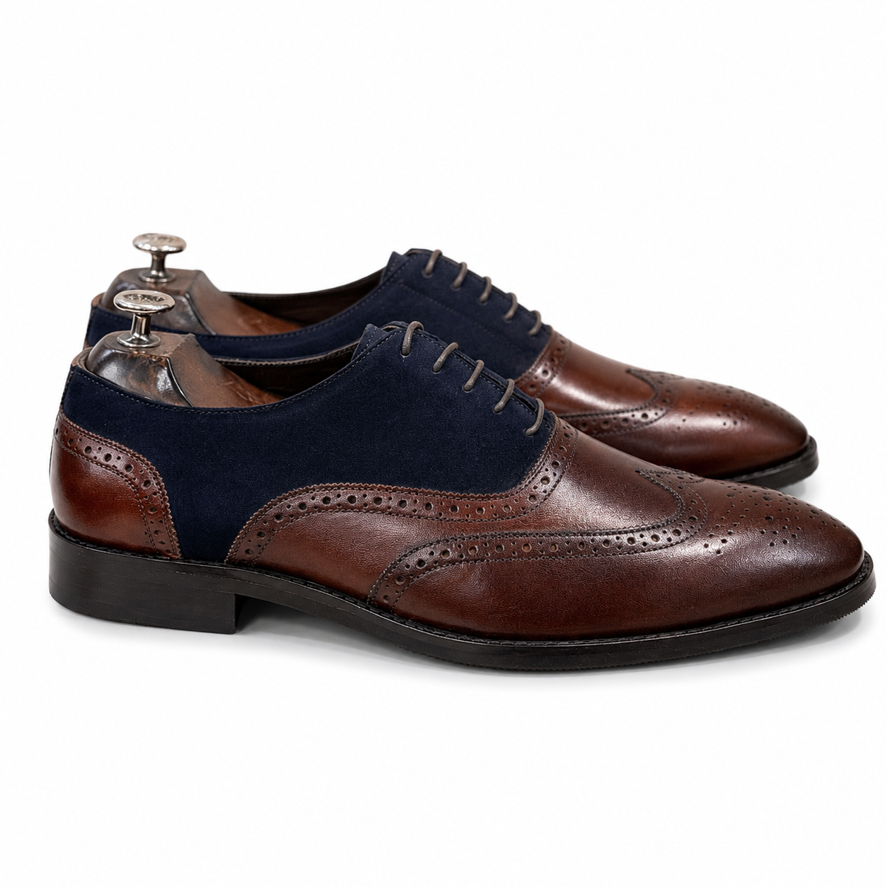 Two-Tone Wingtip Oxford Brogues – Brown & Navy
