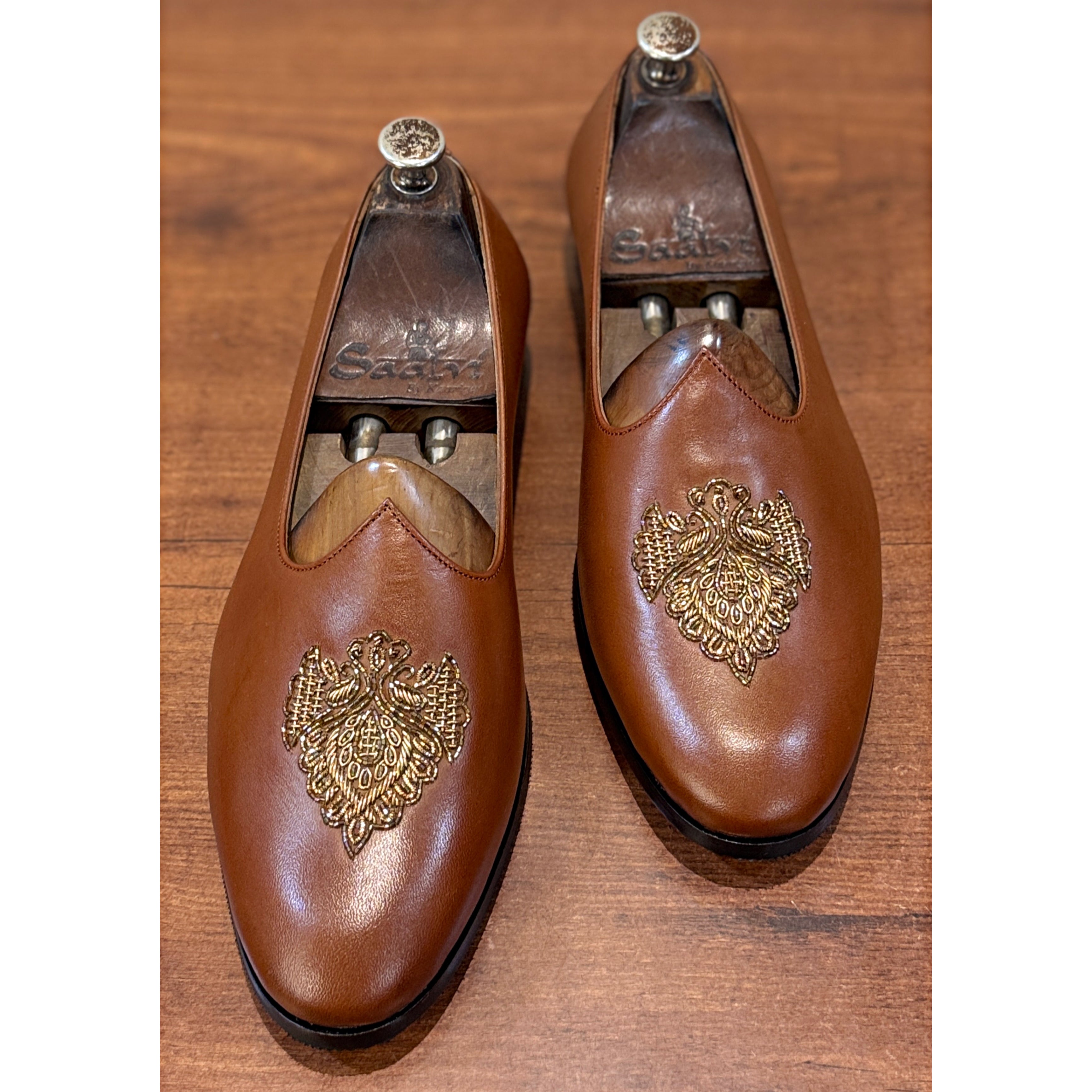 Royal Crest Handcrafted Leather Jalsa – Luxury Brown Embroidered Wedding Shoes for Men