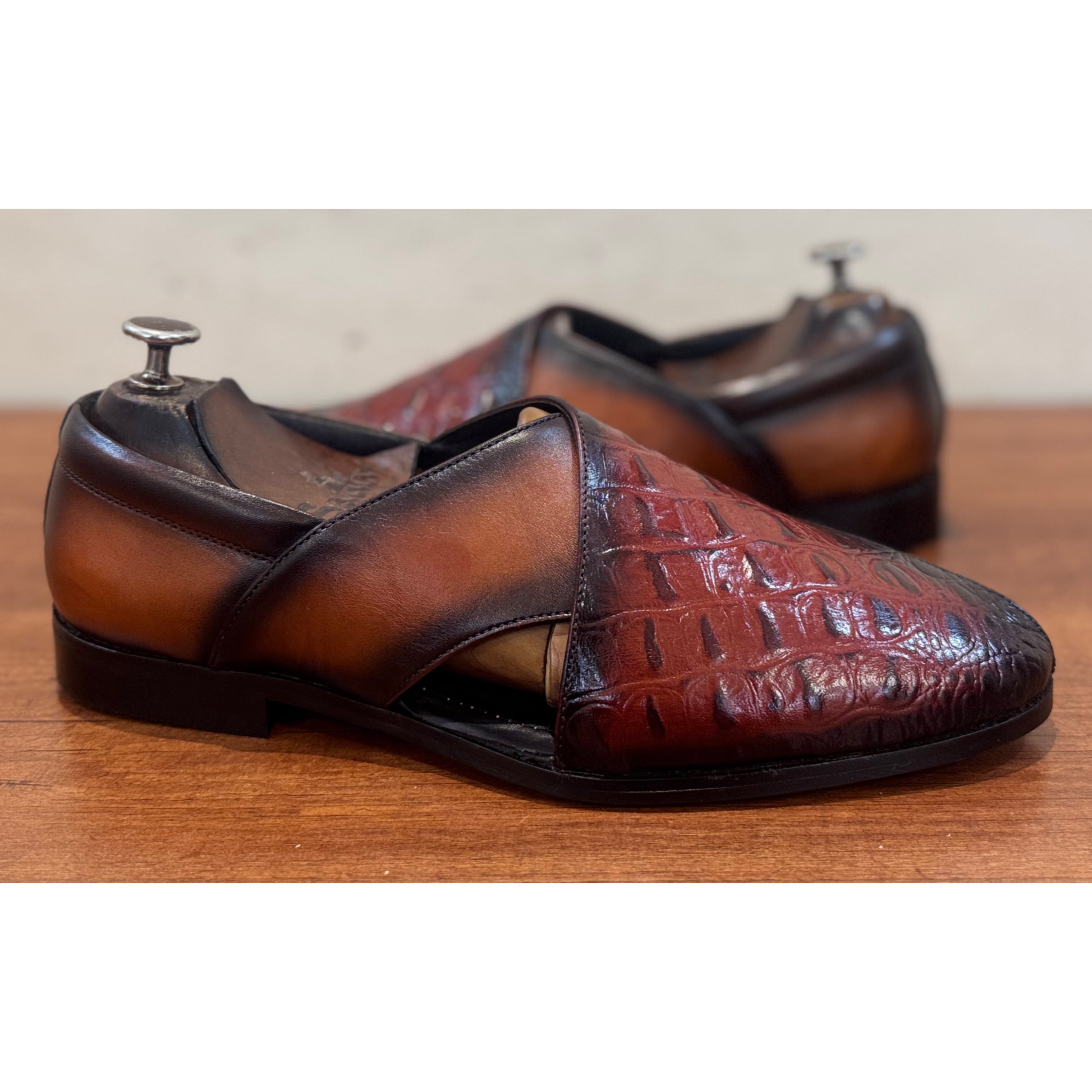 Tan Brown Croco Peshawari