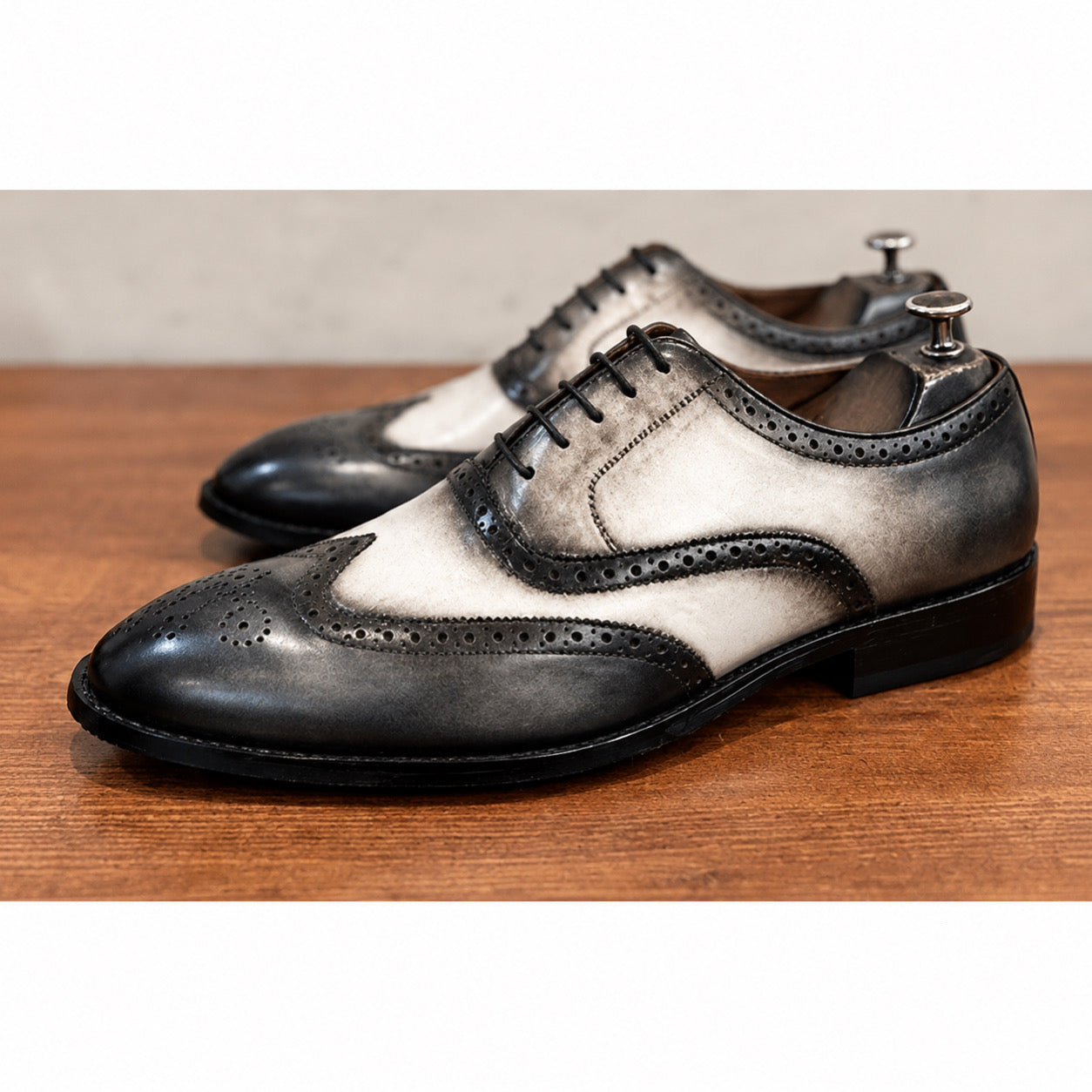 Monaco Noir Spectator Oxford