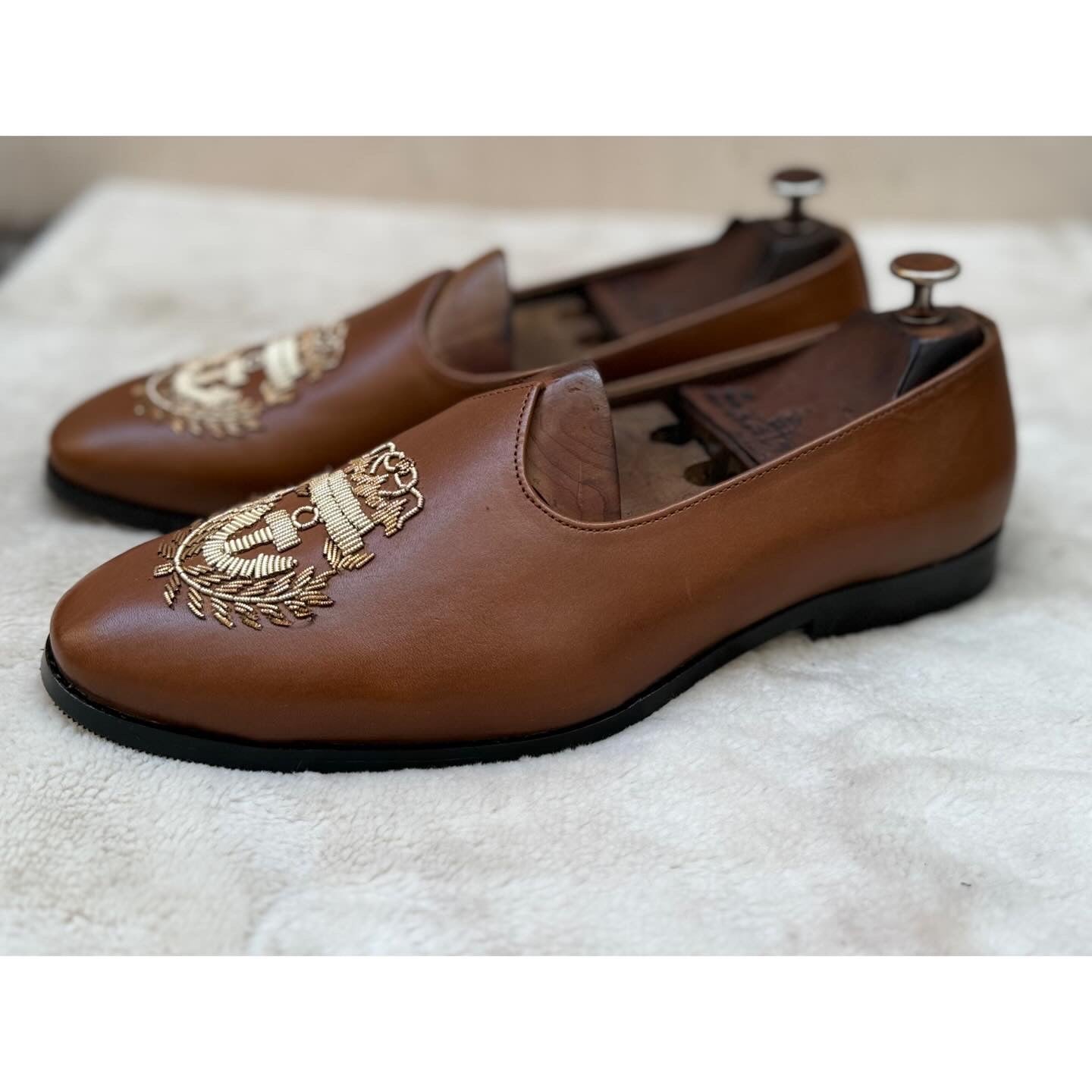 Tan Anchor Embroidered Jalsa