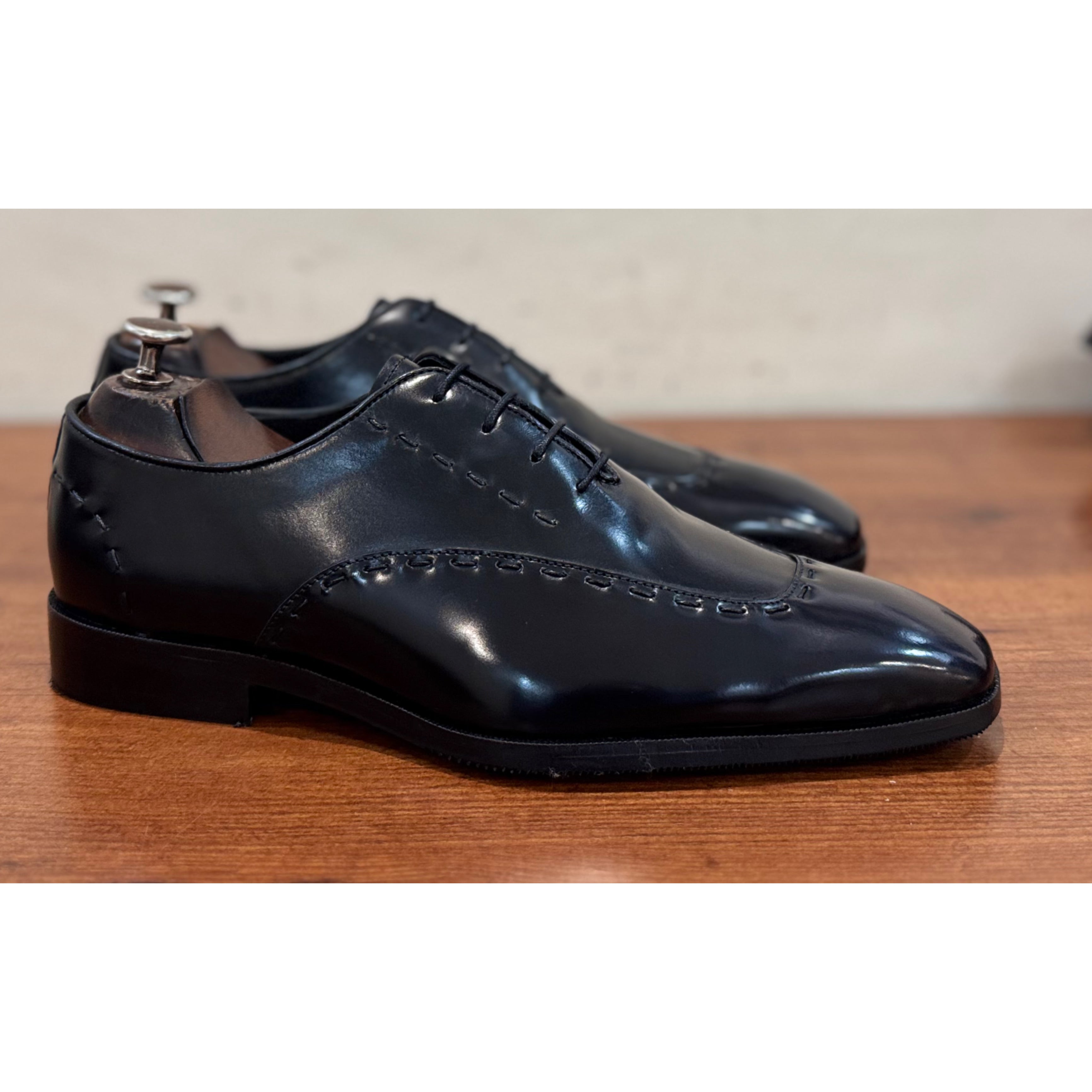 Malvern | Black Leather Oxfords