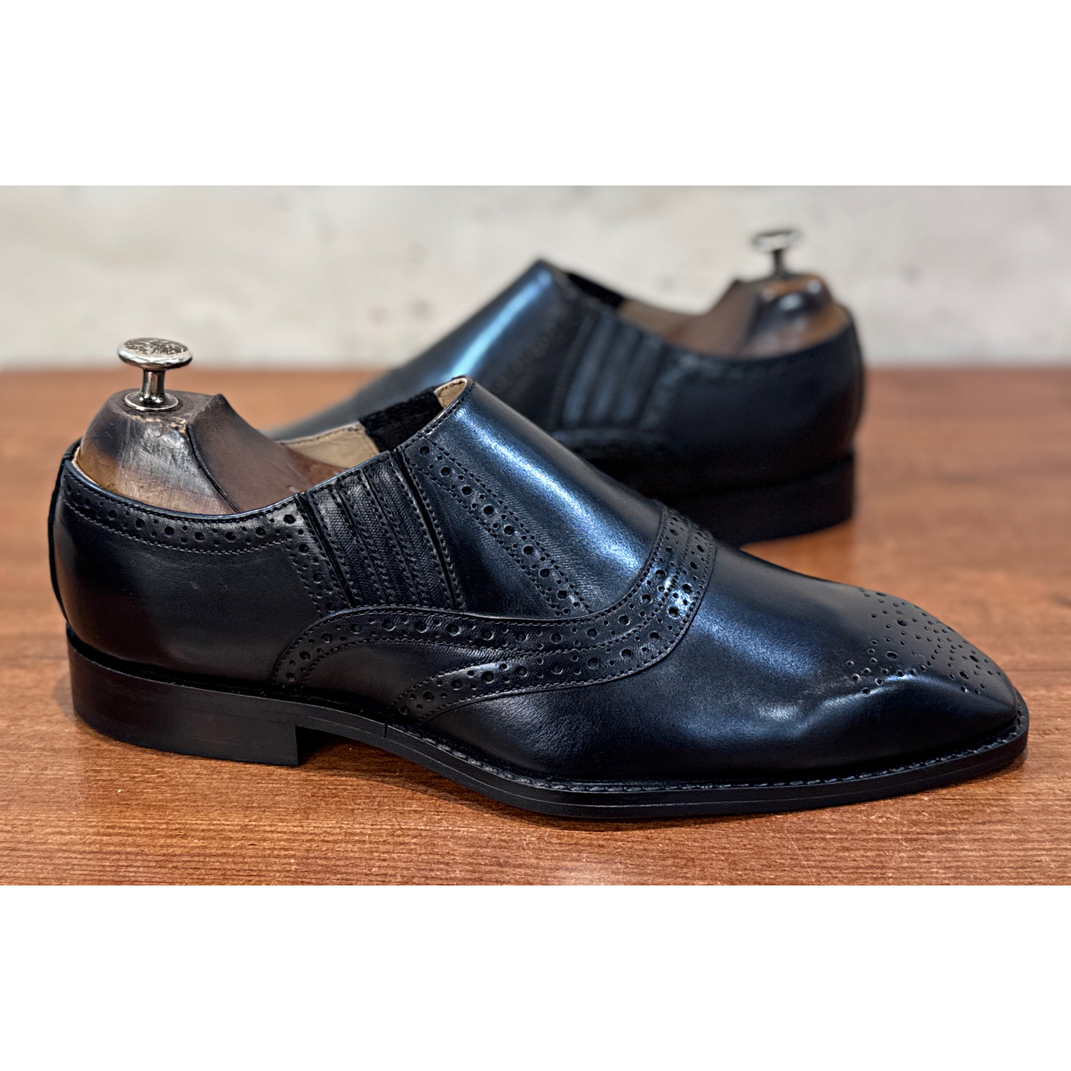 Black Leather Slip-On Brogue Shoes – Luxury Wingtip Formal Dress Shoes
