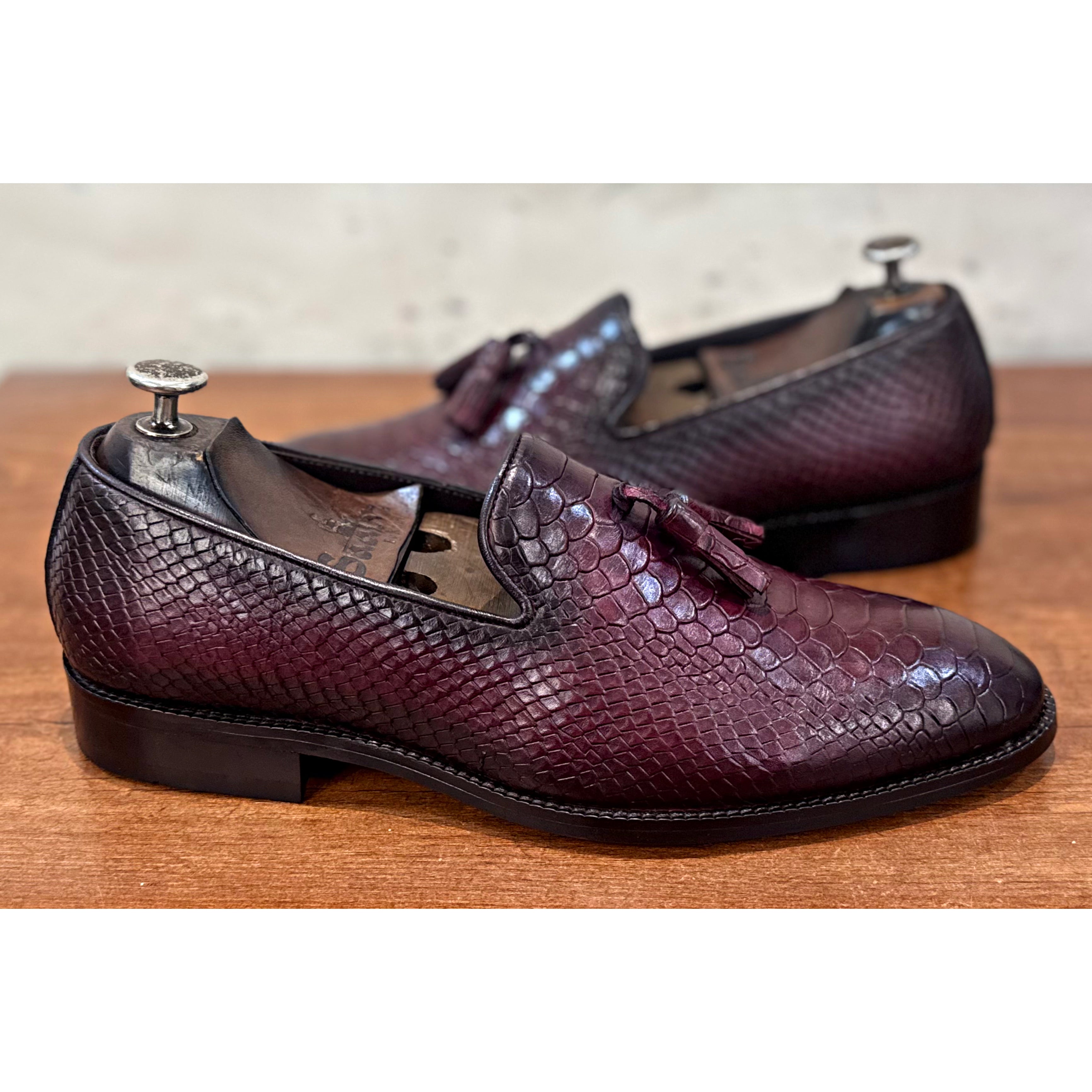 Python Embossed Loafers With Tassels Bordo