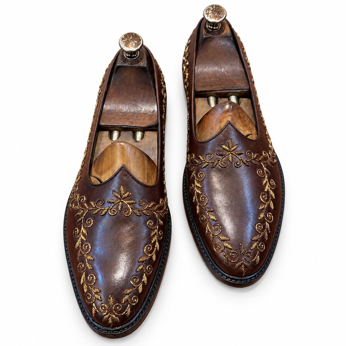 Bail Heritage Brown Almond-Toe Leather Jutti