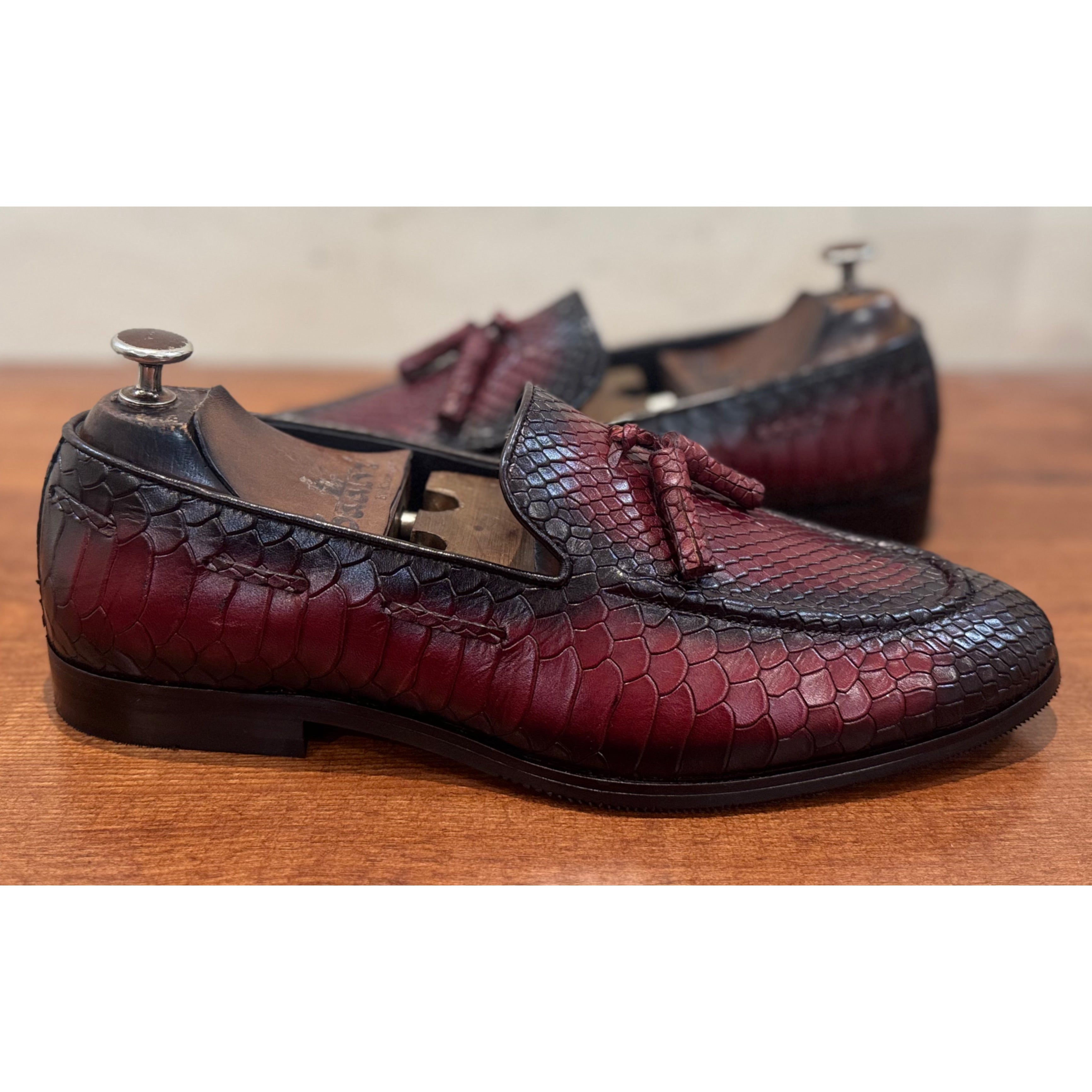 Python Embossed Loafers With Tassels R