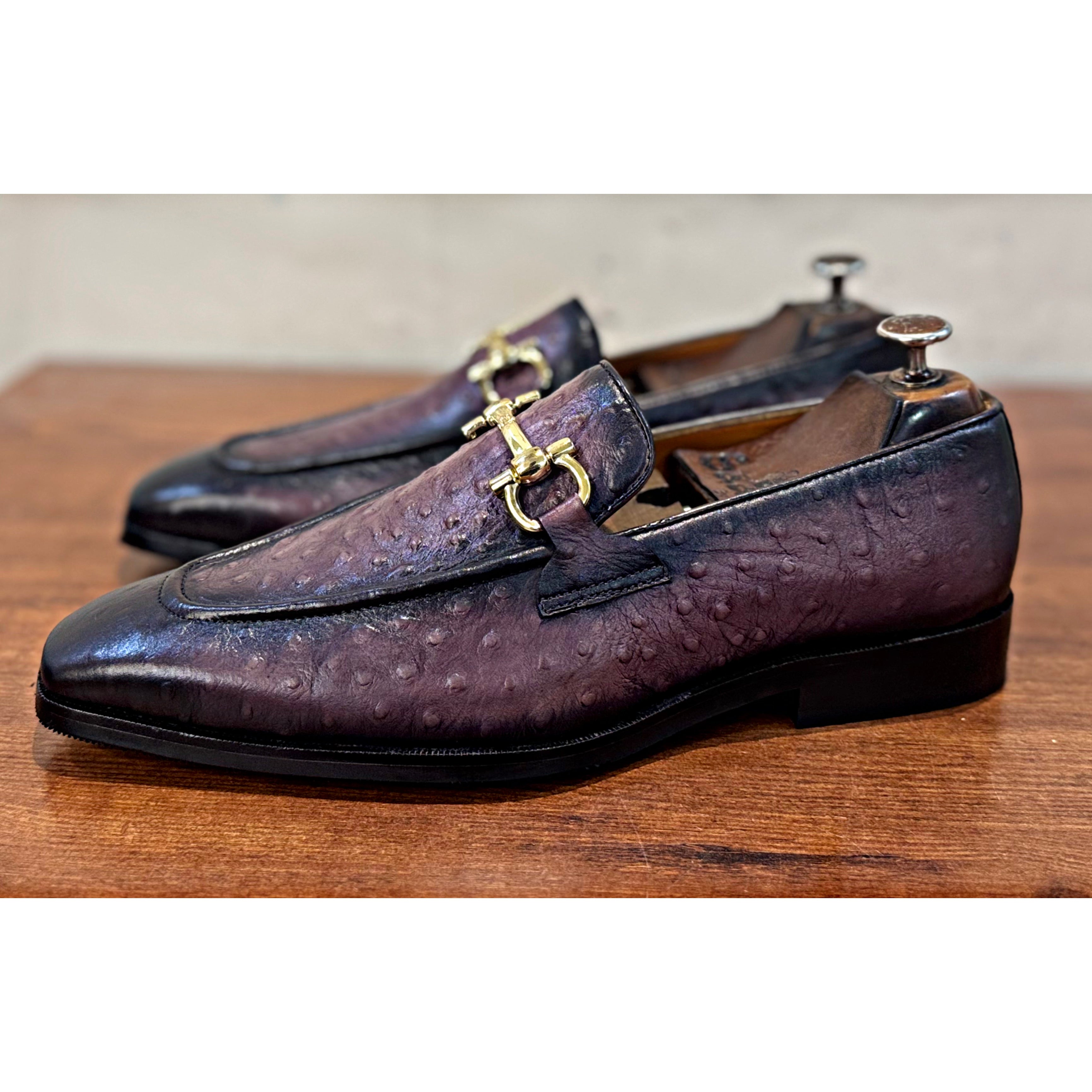 Ostrich Hand Patina Loafers With Buckle