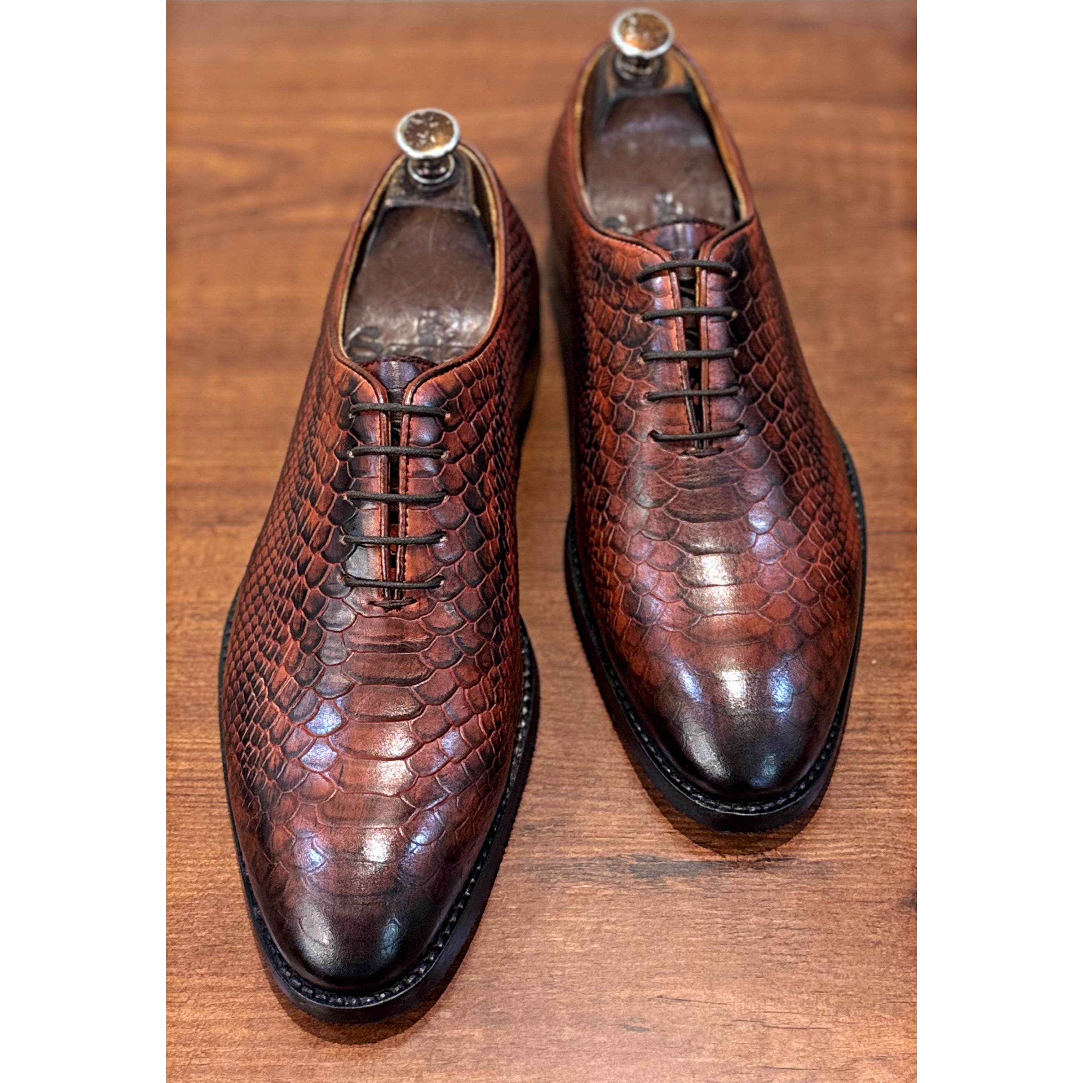 Python Embossed Wholecut Hand Patina