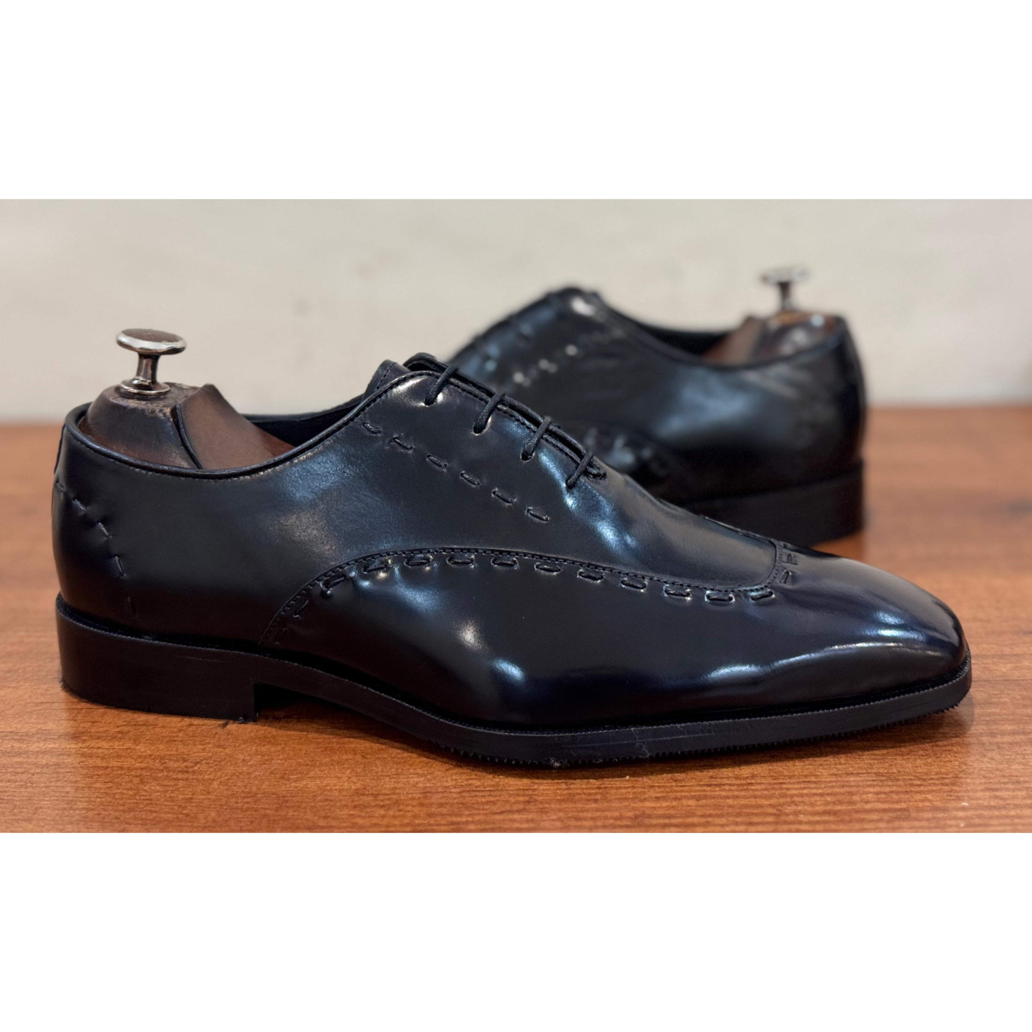Malvern | Black Leather Oxfords