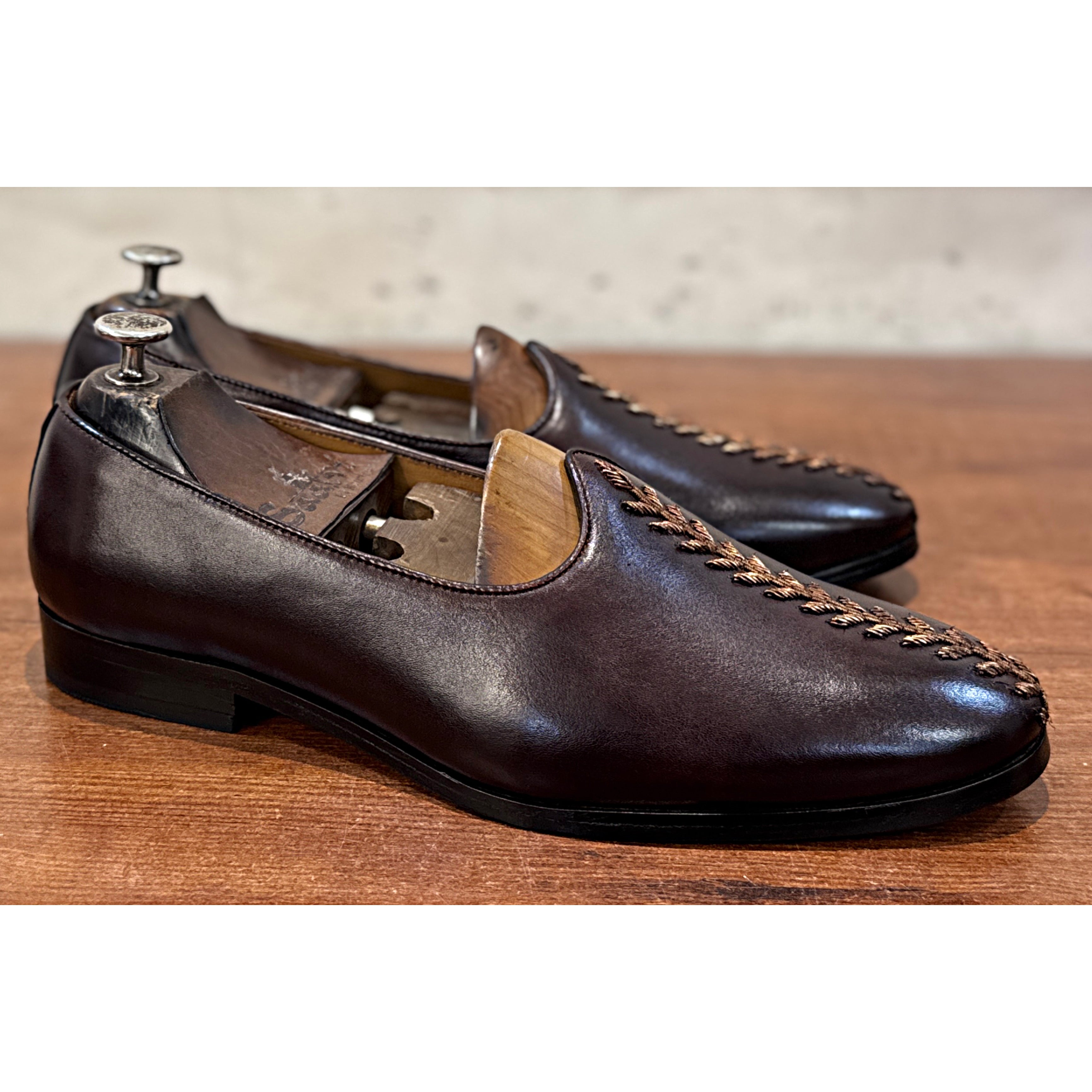 Jalsa Hand Embroidery Leaves Loafer – Espresso Brown