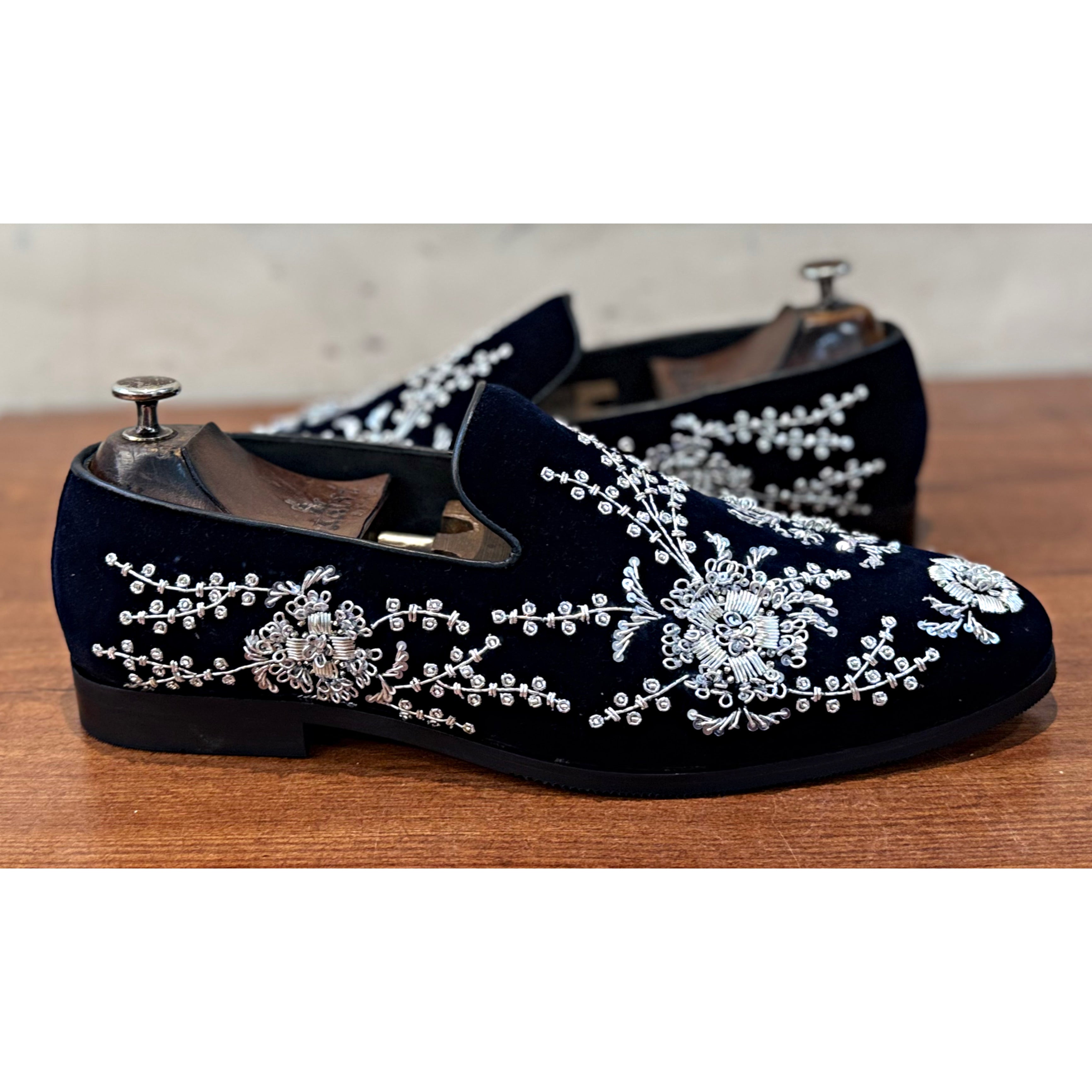 Blue & Silver Hand Zardozi Slipons