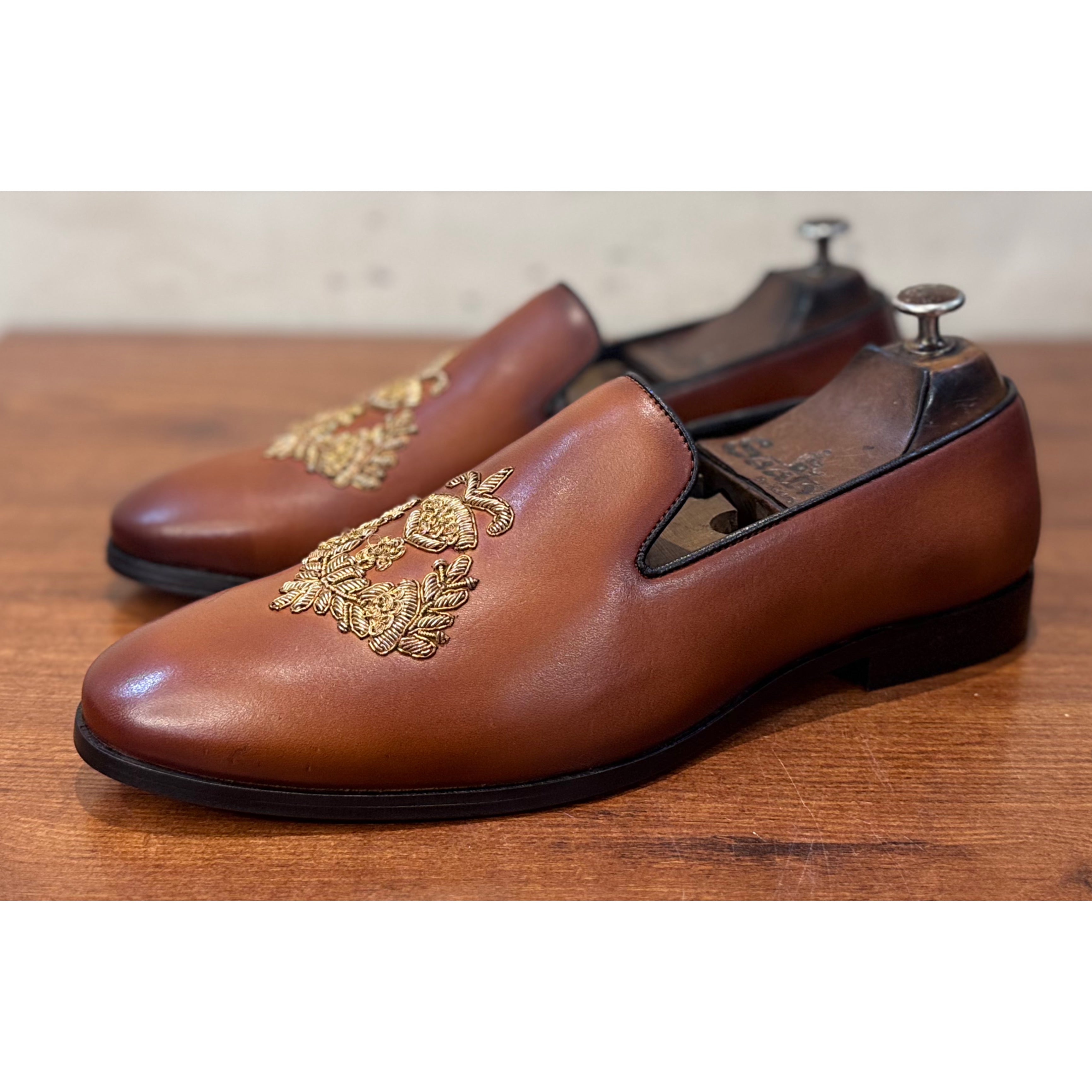 Tan Dabka Slipon