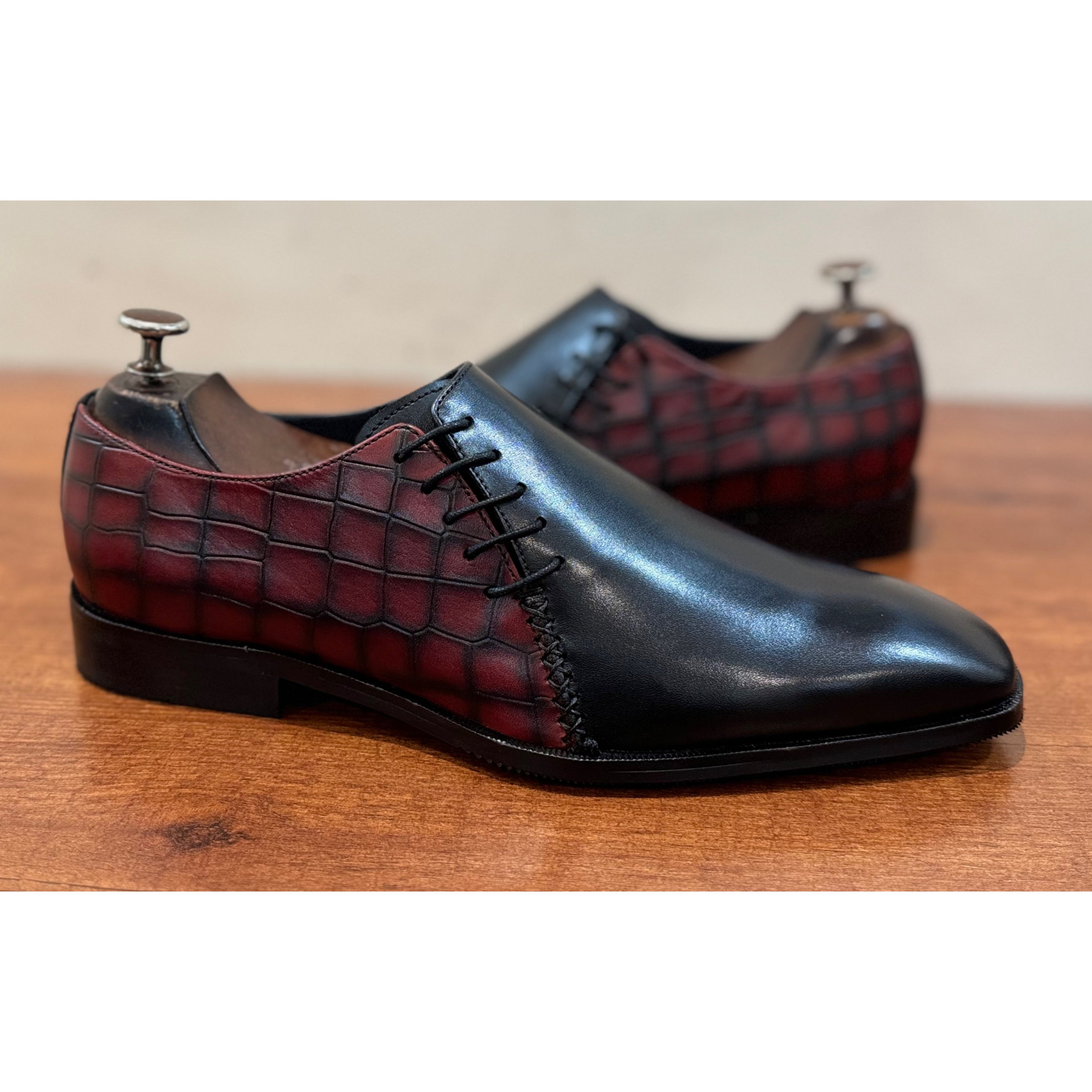 Callahan - Leather Oxfords Black Bordo