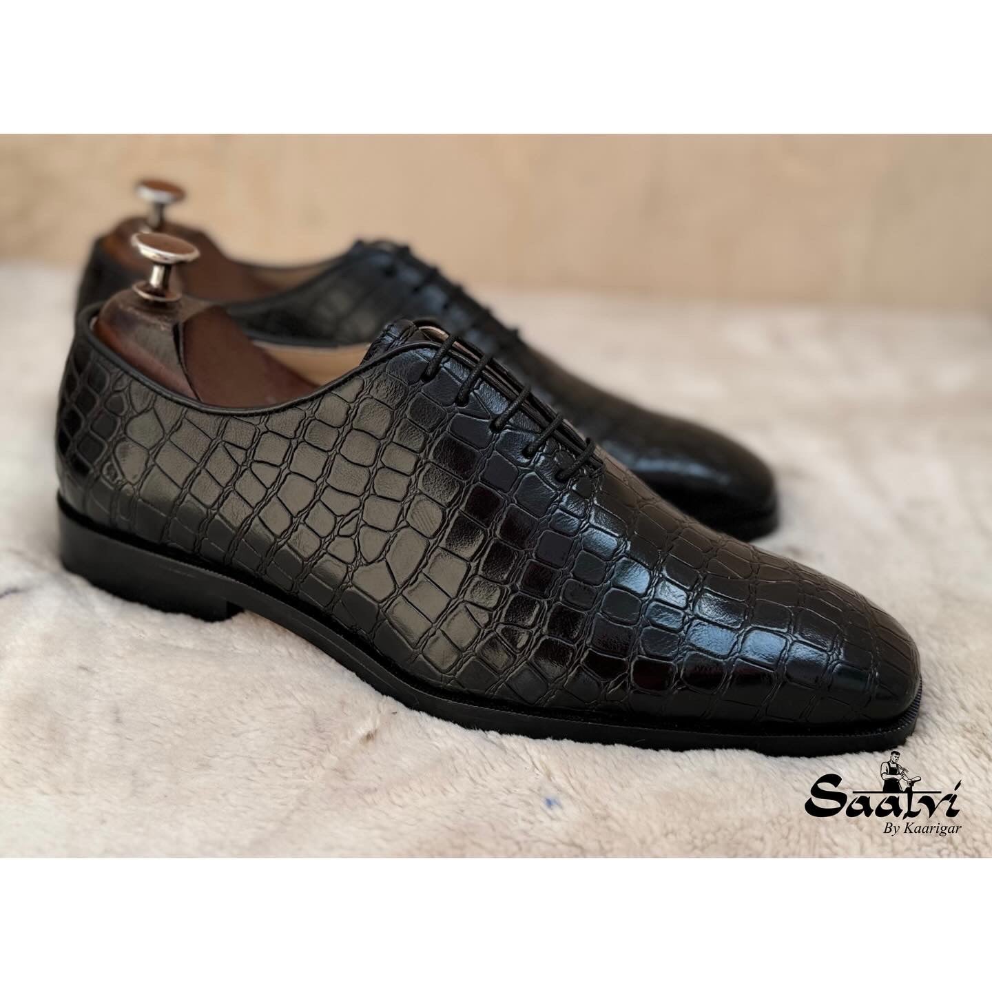 Wholecut Oxfords Black Croco