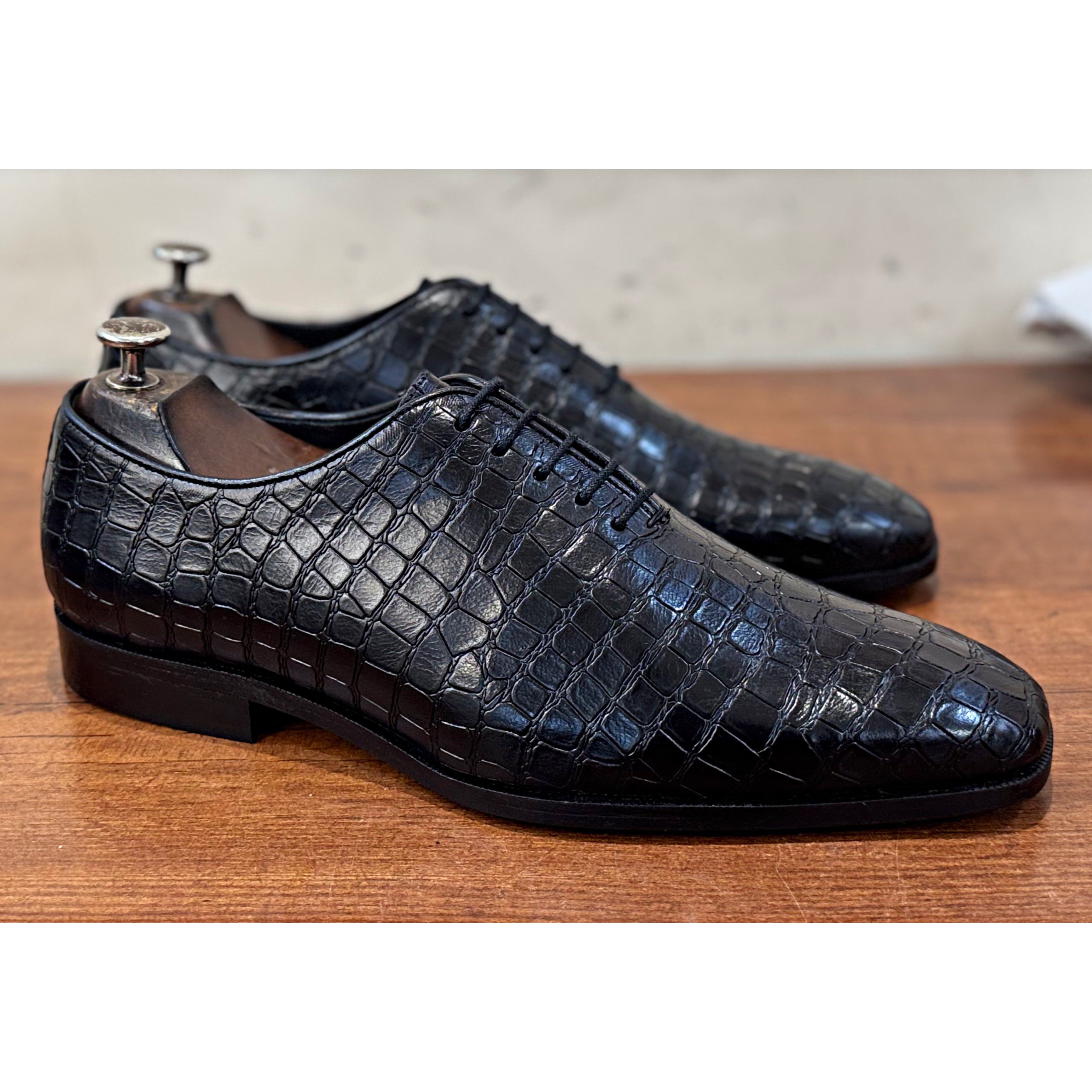Wholecut Oxfords Black Croco