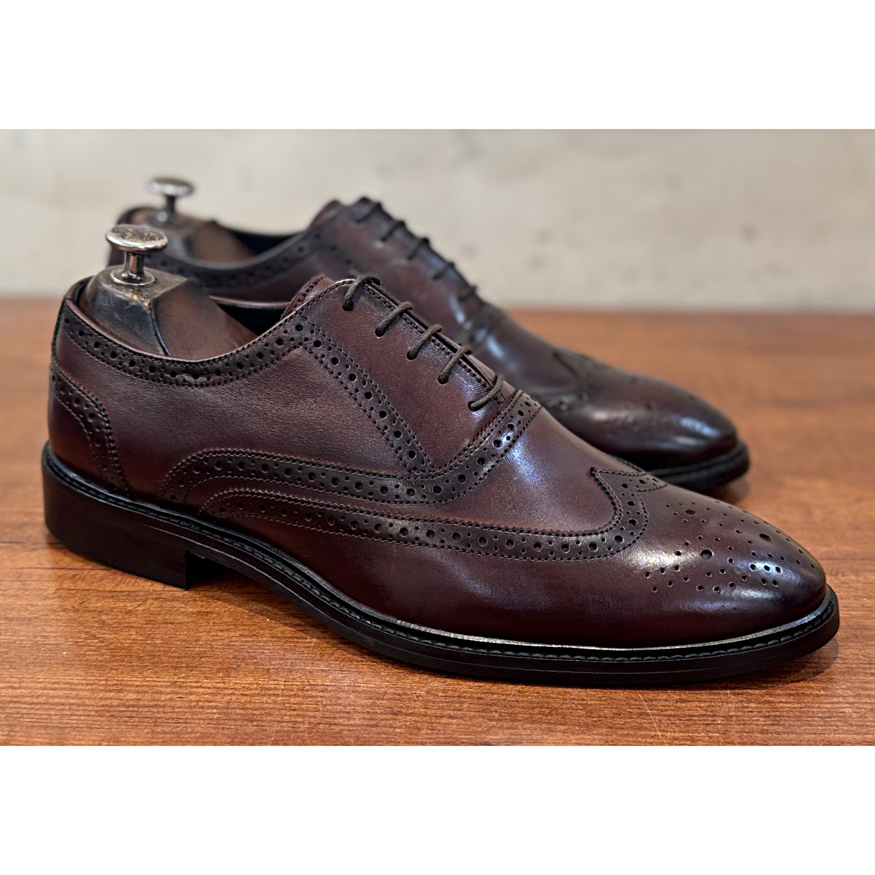 Saalvi Regal Wingtip Oxfords - Burnished Brown