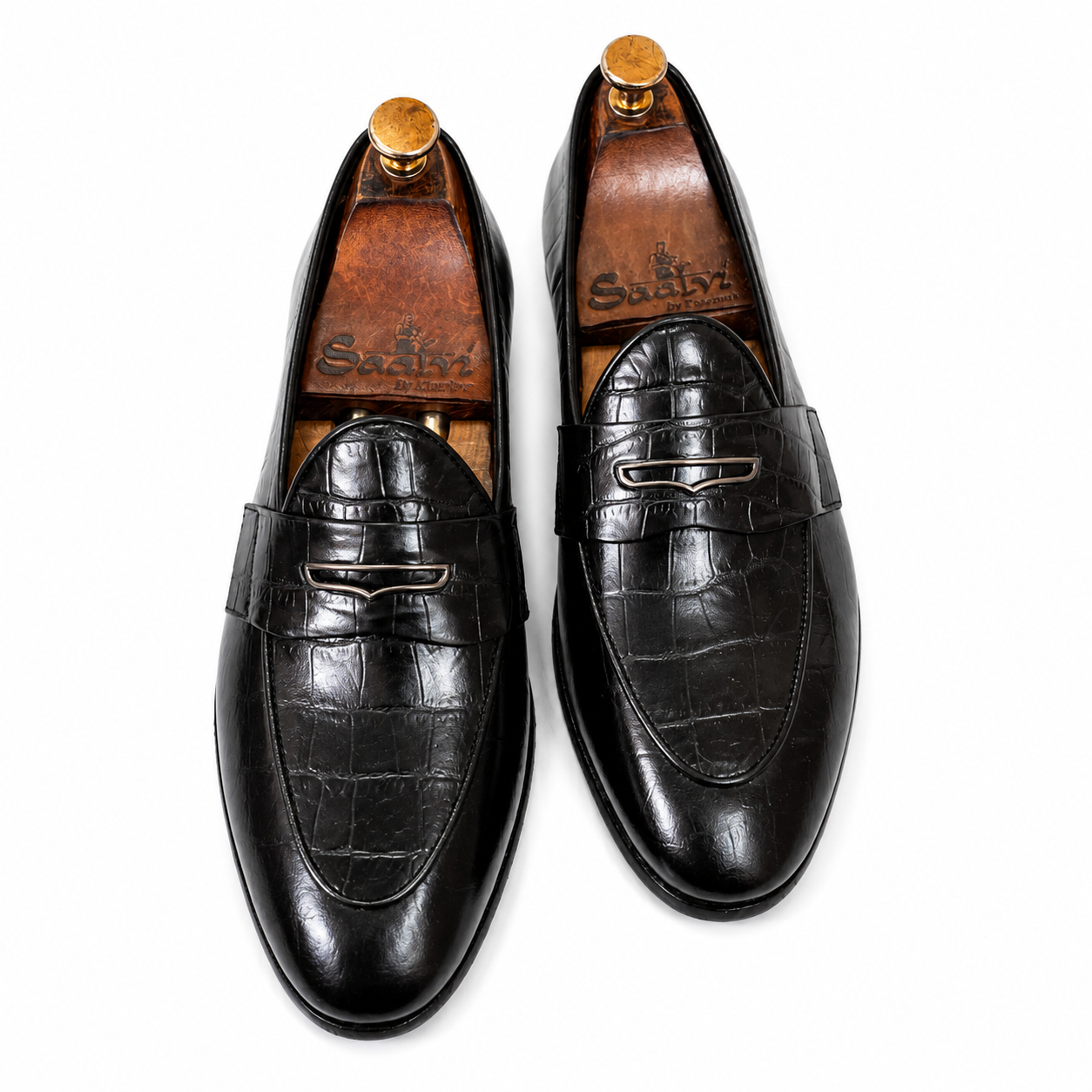Croc Embossed Penny Loafers – Black