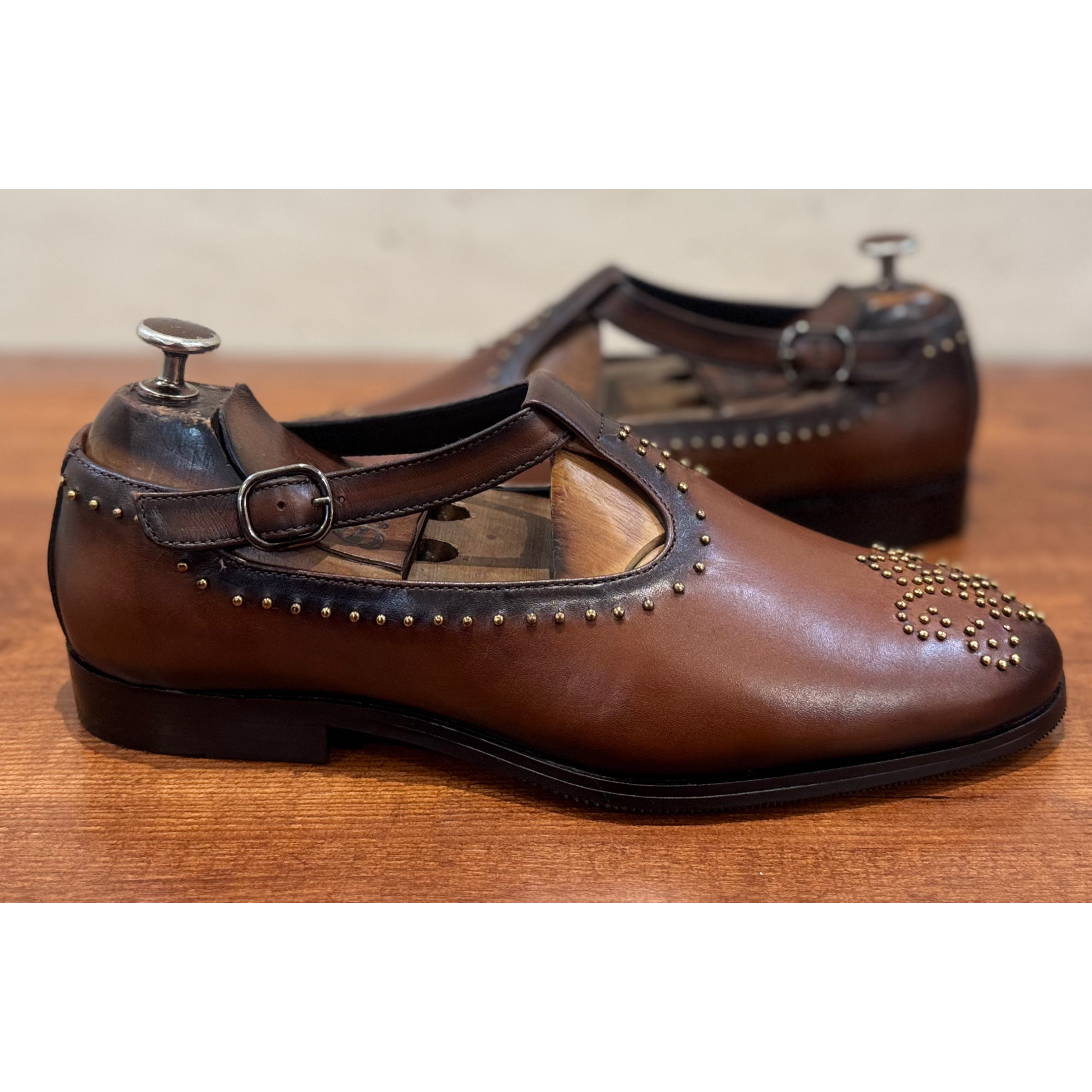 Brown Sandal With Bajri