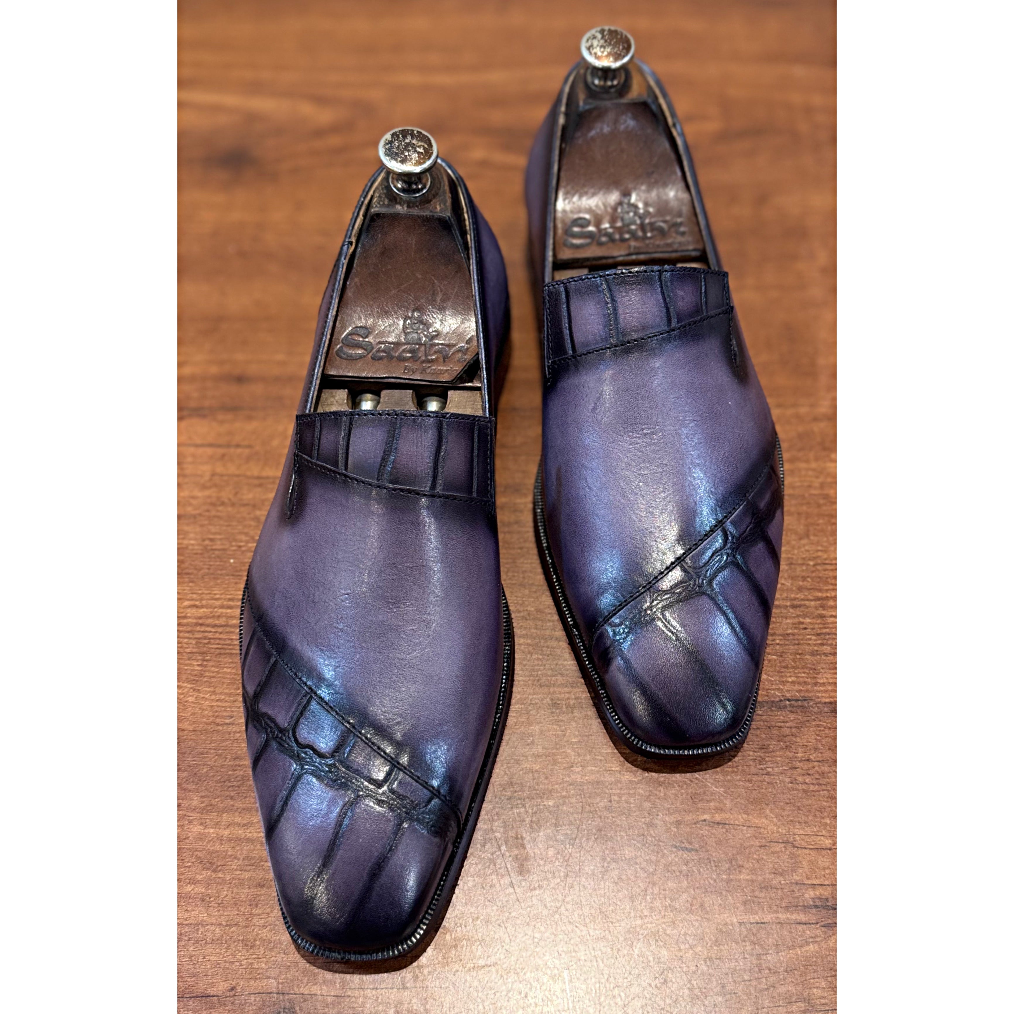 Croc Textured Loafers Grey Hand Patina