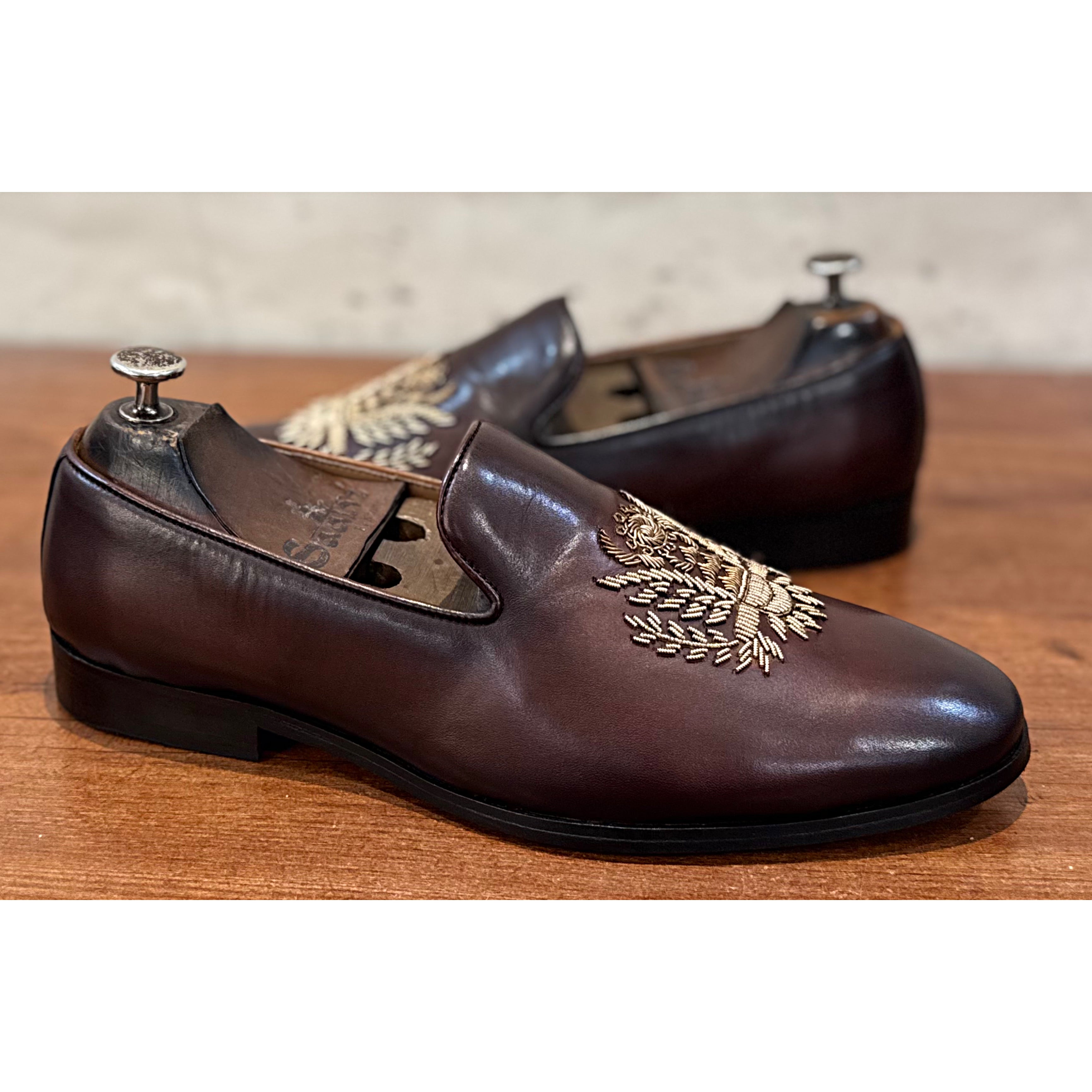 Imperial Eagle Zardosi Slip-On – Dual Tone Brown