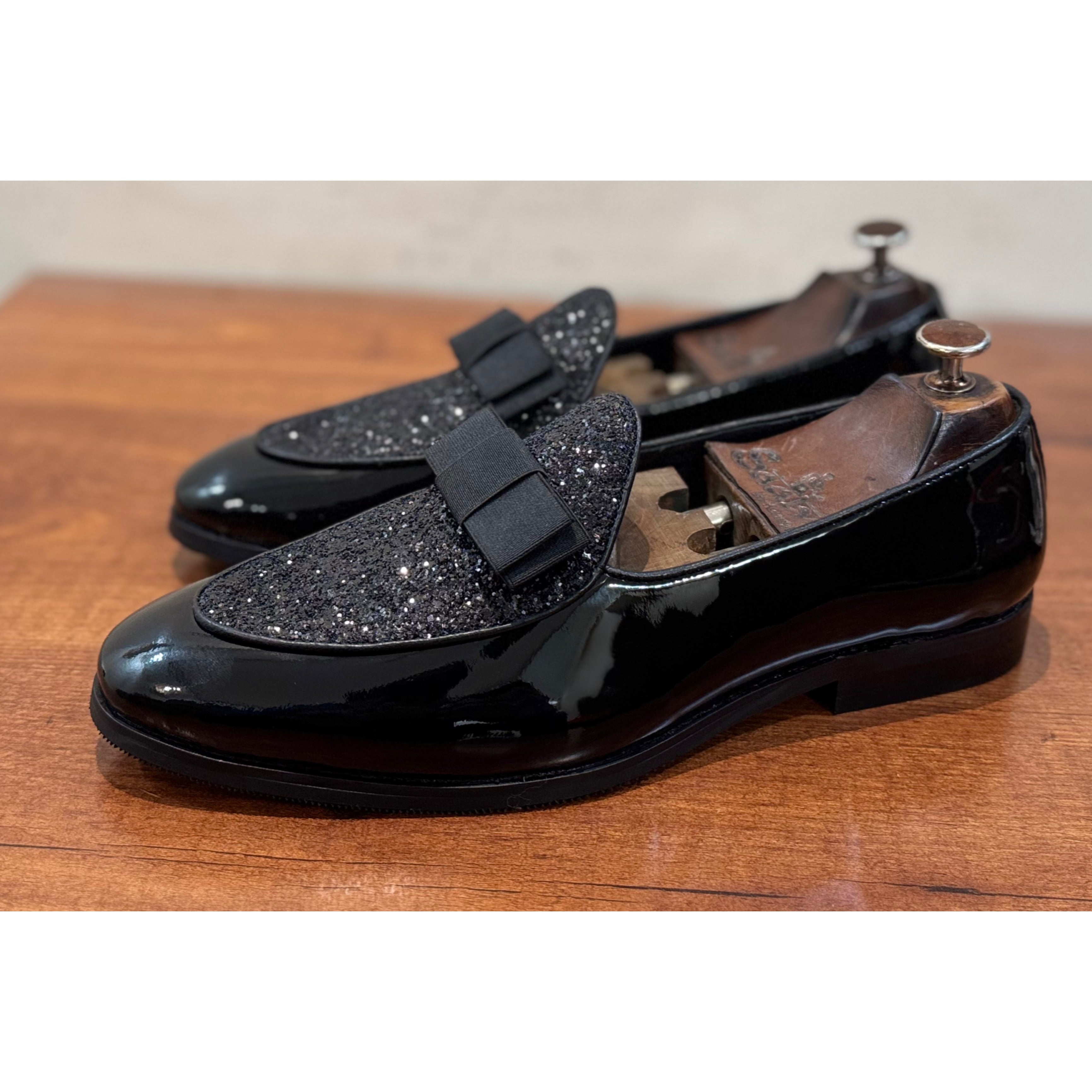 Belgian Loafers With Bow Patent