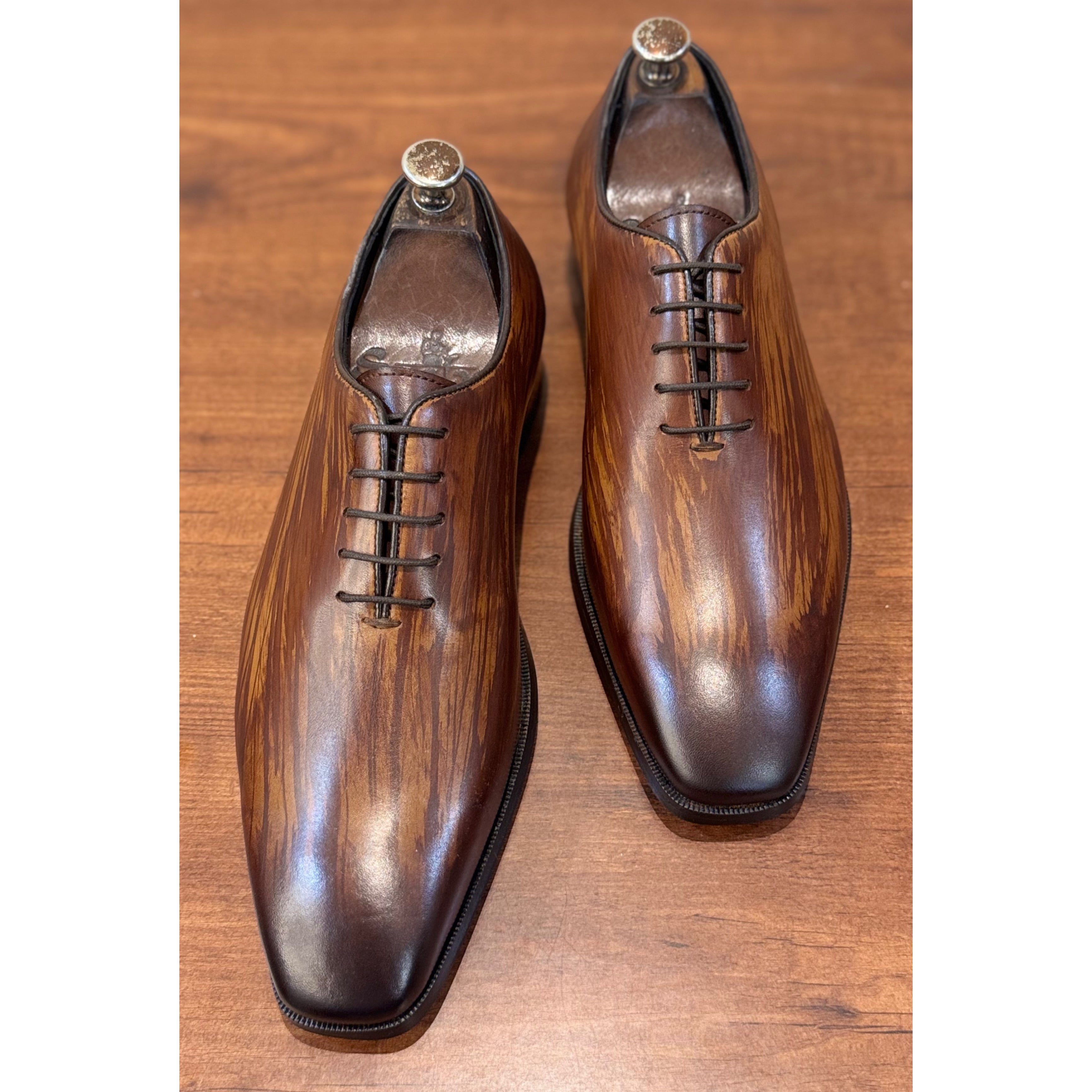 Walnut Oxford Hand Patina