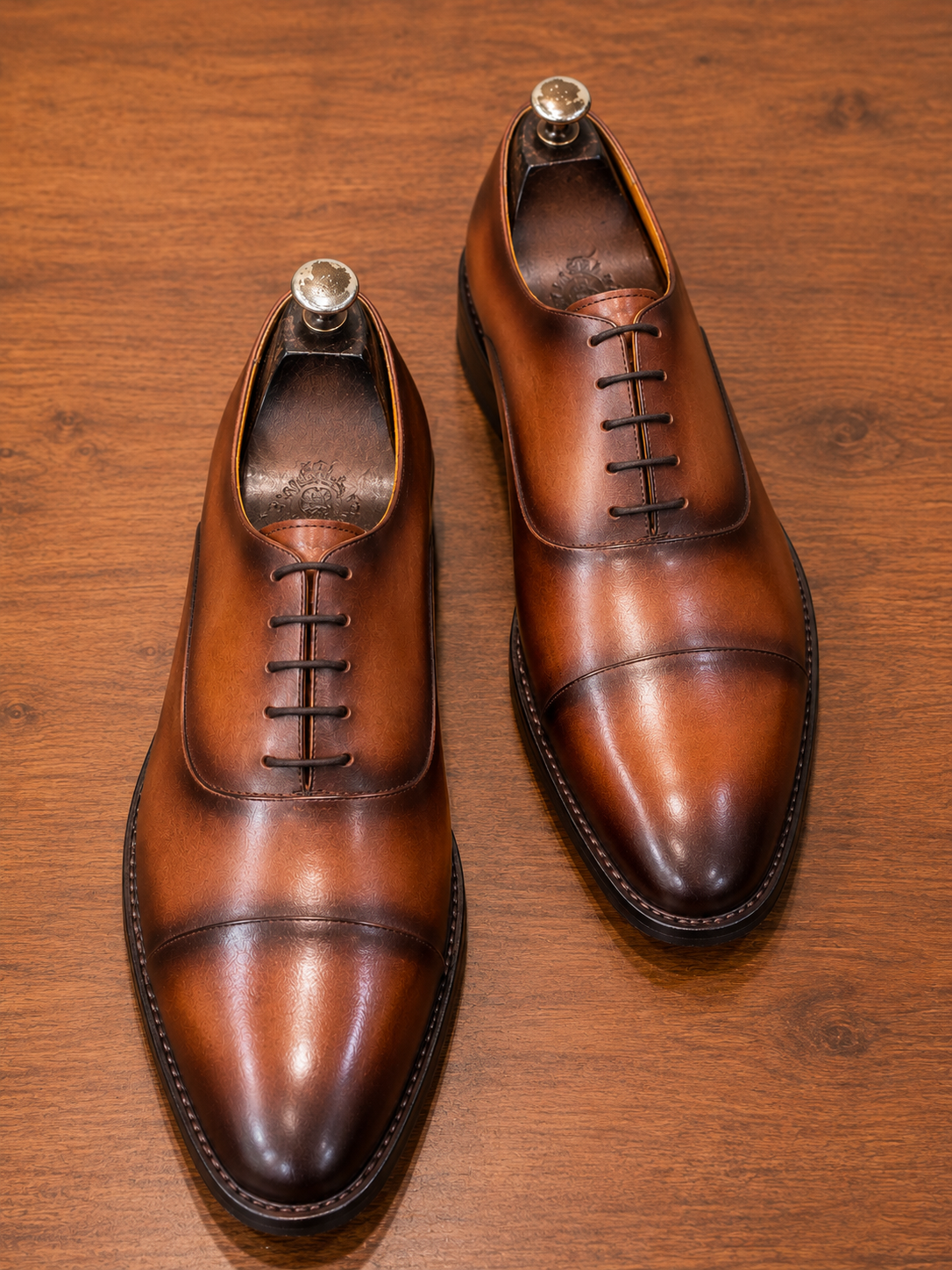 The Ashbourne Wholecut Oxford – Chestnut Patina