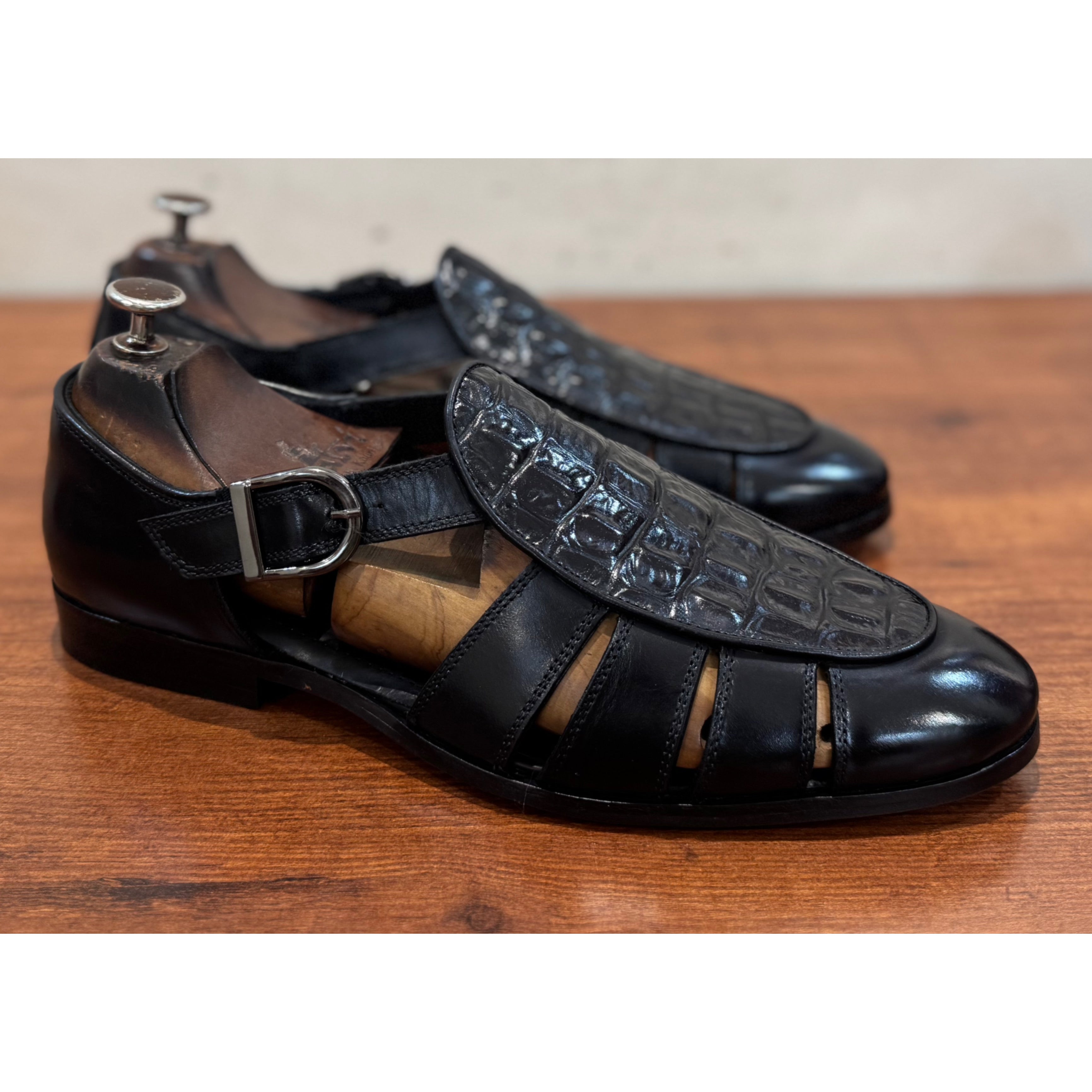 Black Roman Sandal Croco