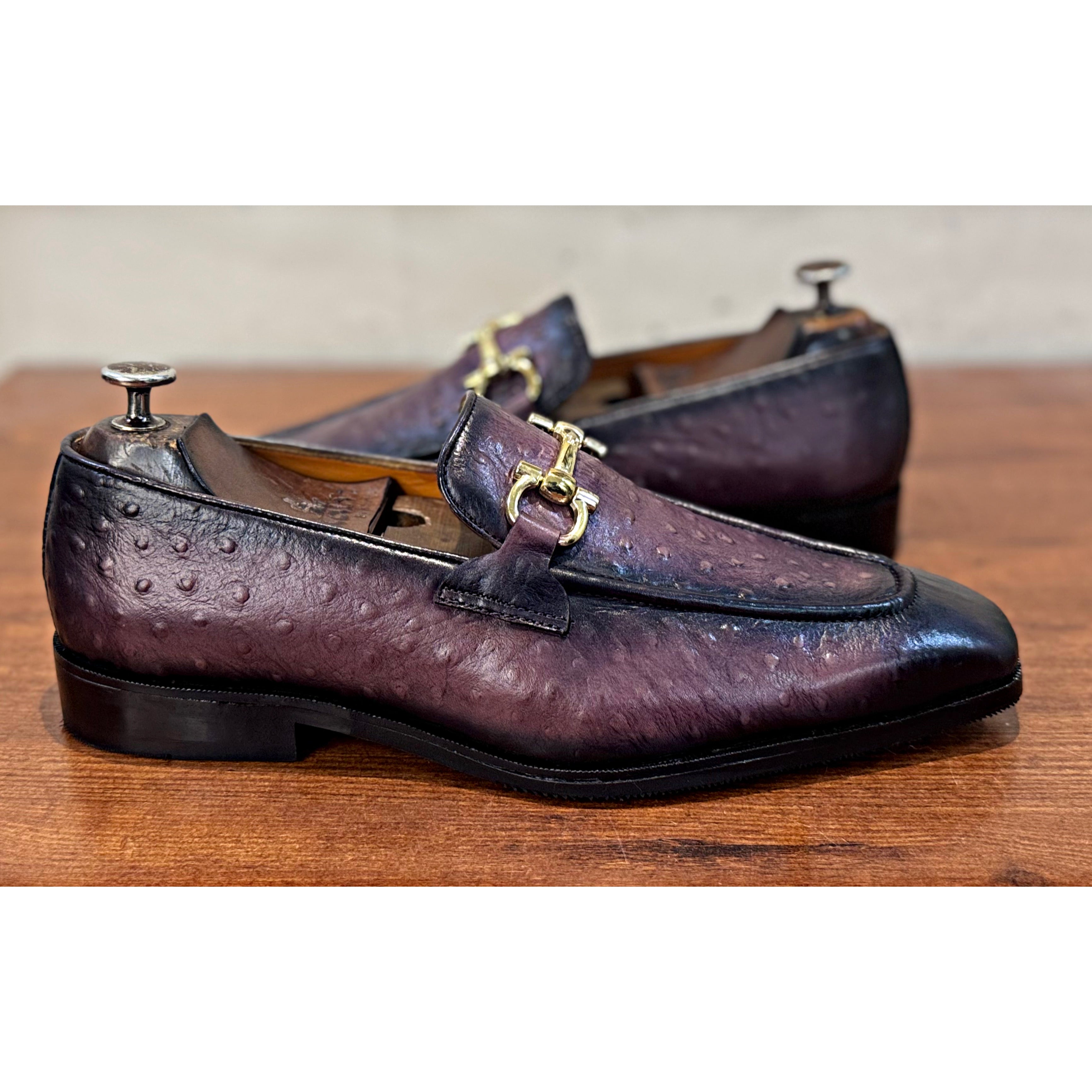 Ostrich Hand Patina Loafers With Buckle