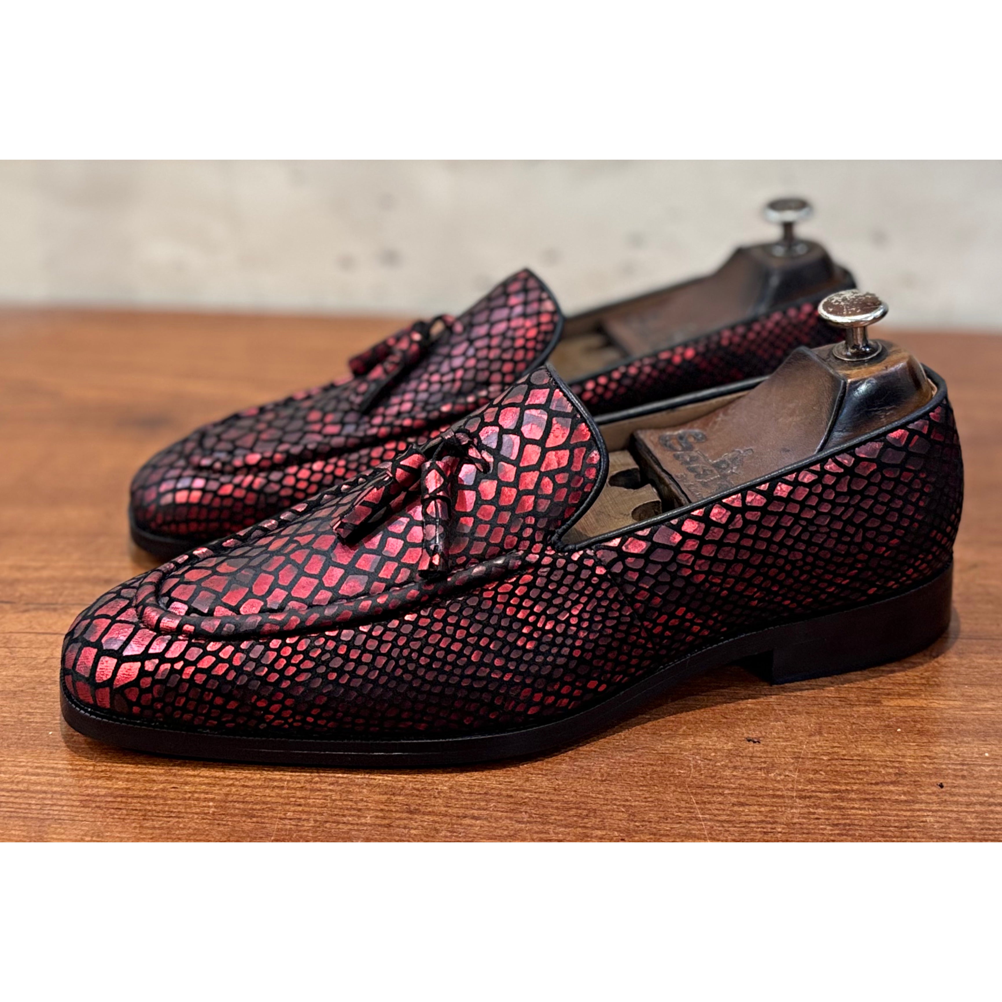 Snake Foil Loafers With Tassels Red