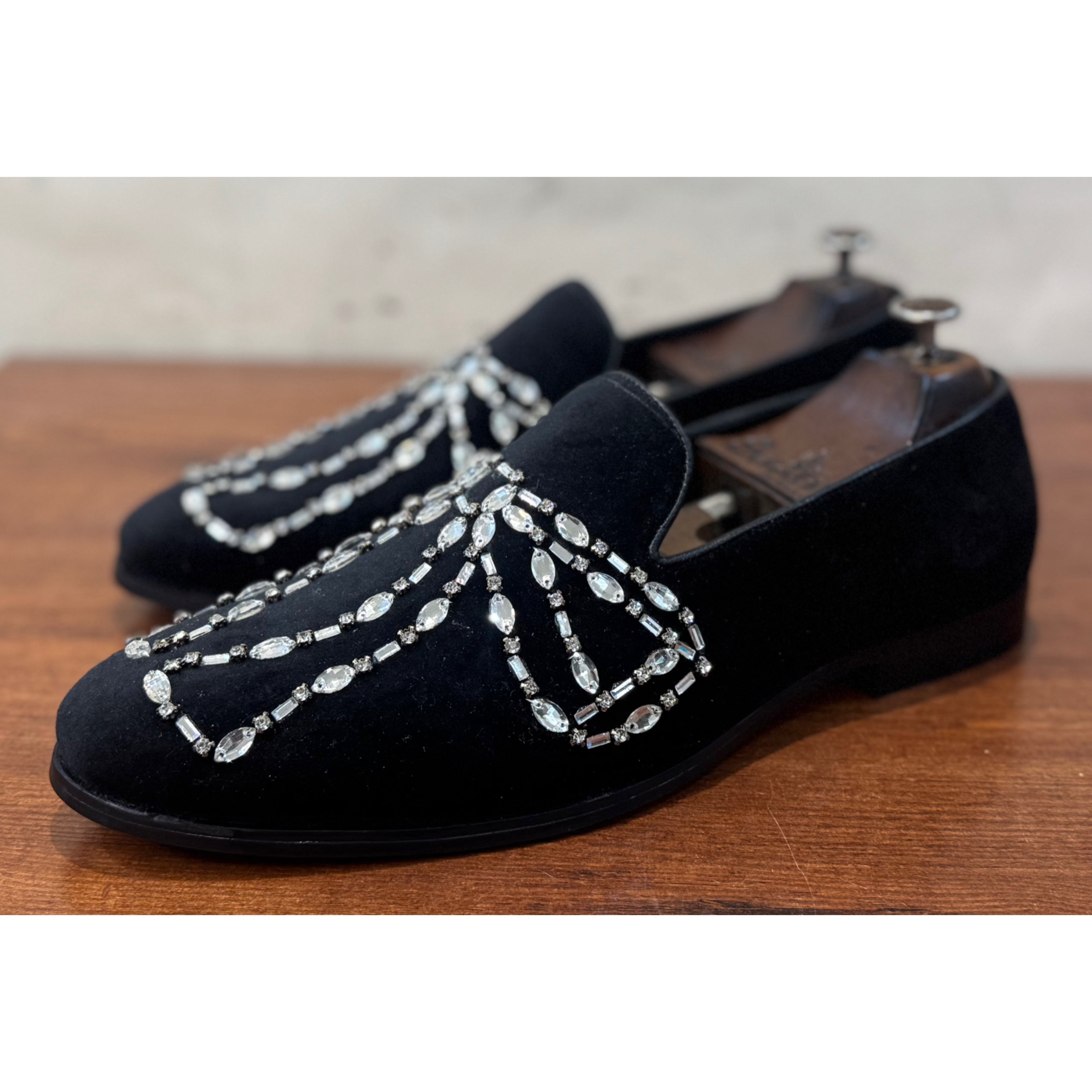 Bow Shaped Caystal Slipon