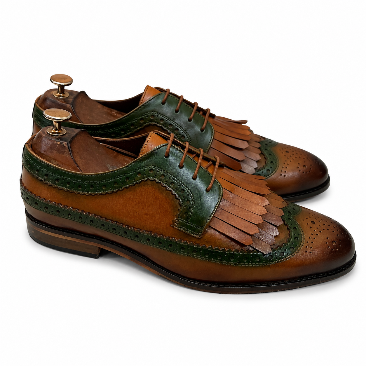 Derby With Fringe Hand Patina